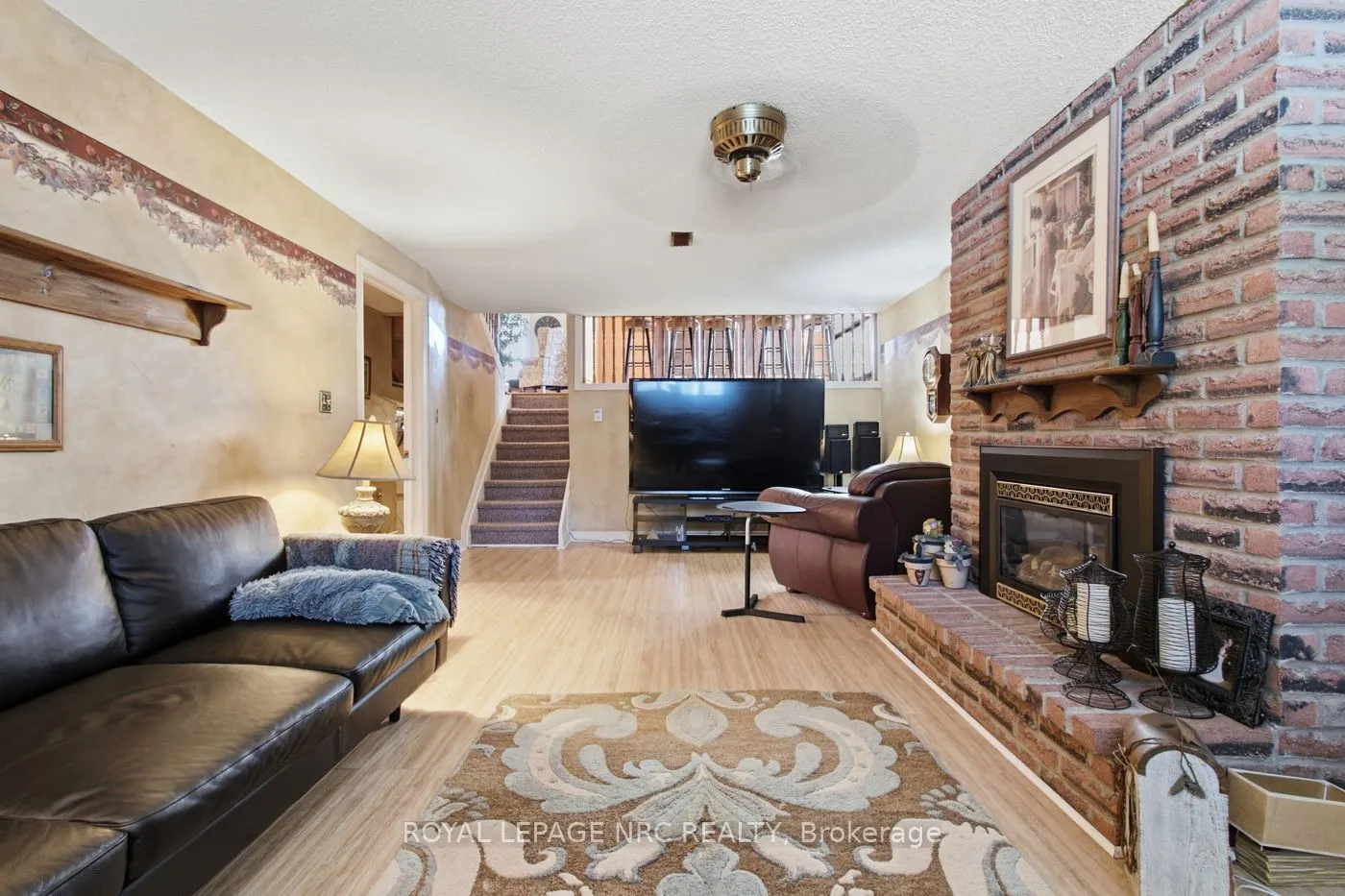 92 Larchwood Circle