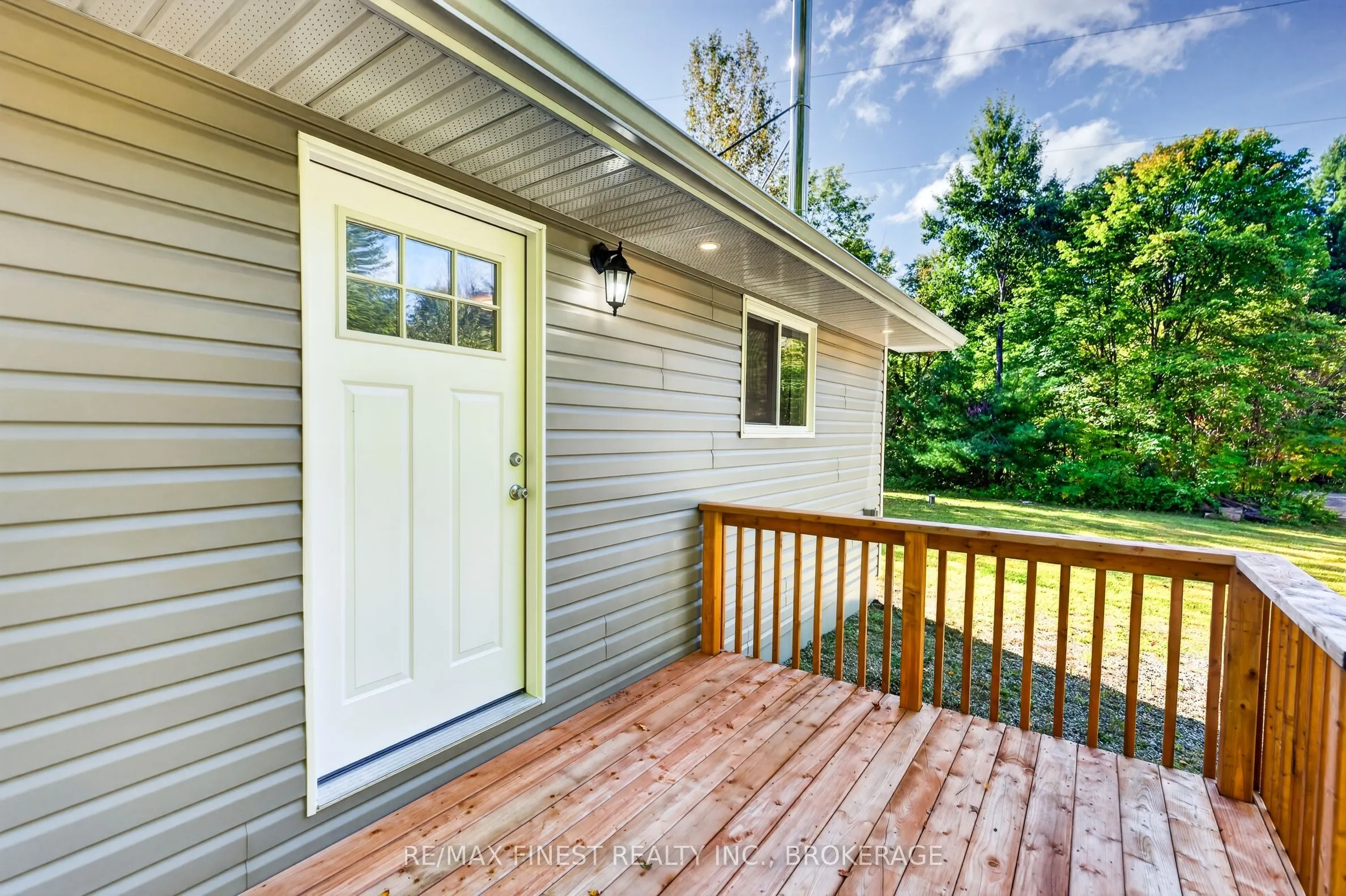 3144 Echo Lake Road