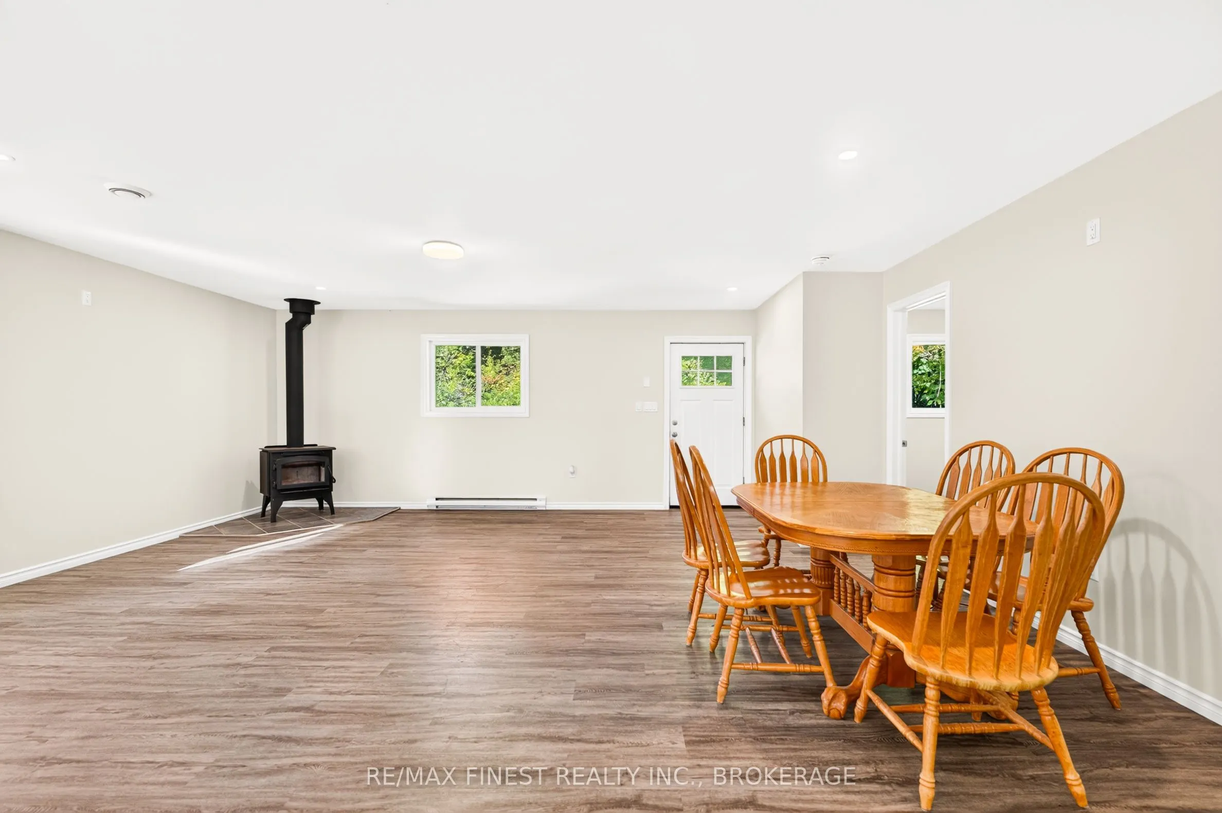 3144 Echo Lake Road