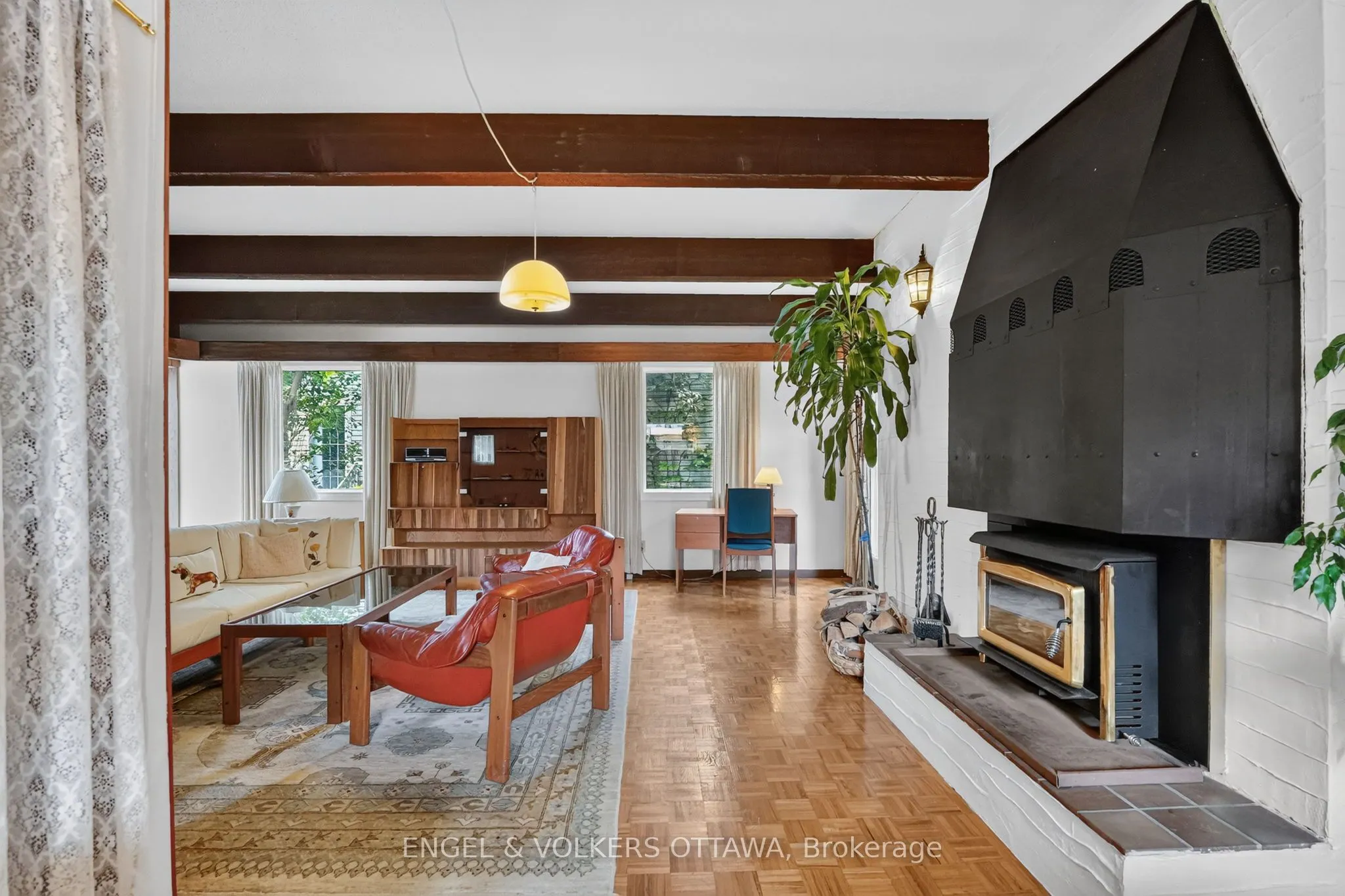 2101 Alta Vista Drive