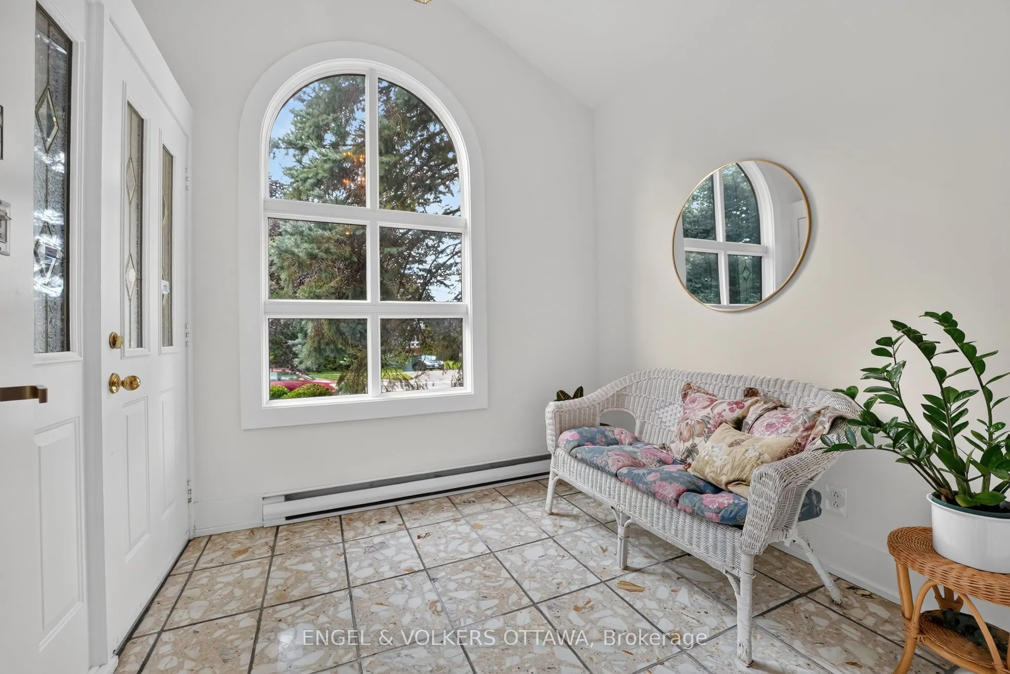 2101 Alta Vista Drive