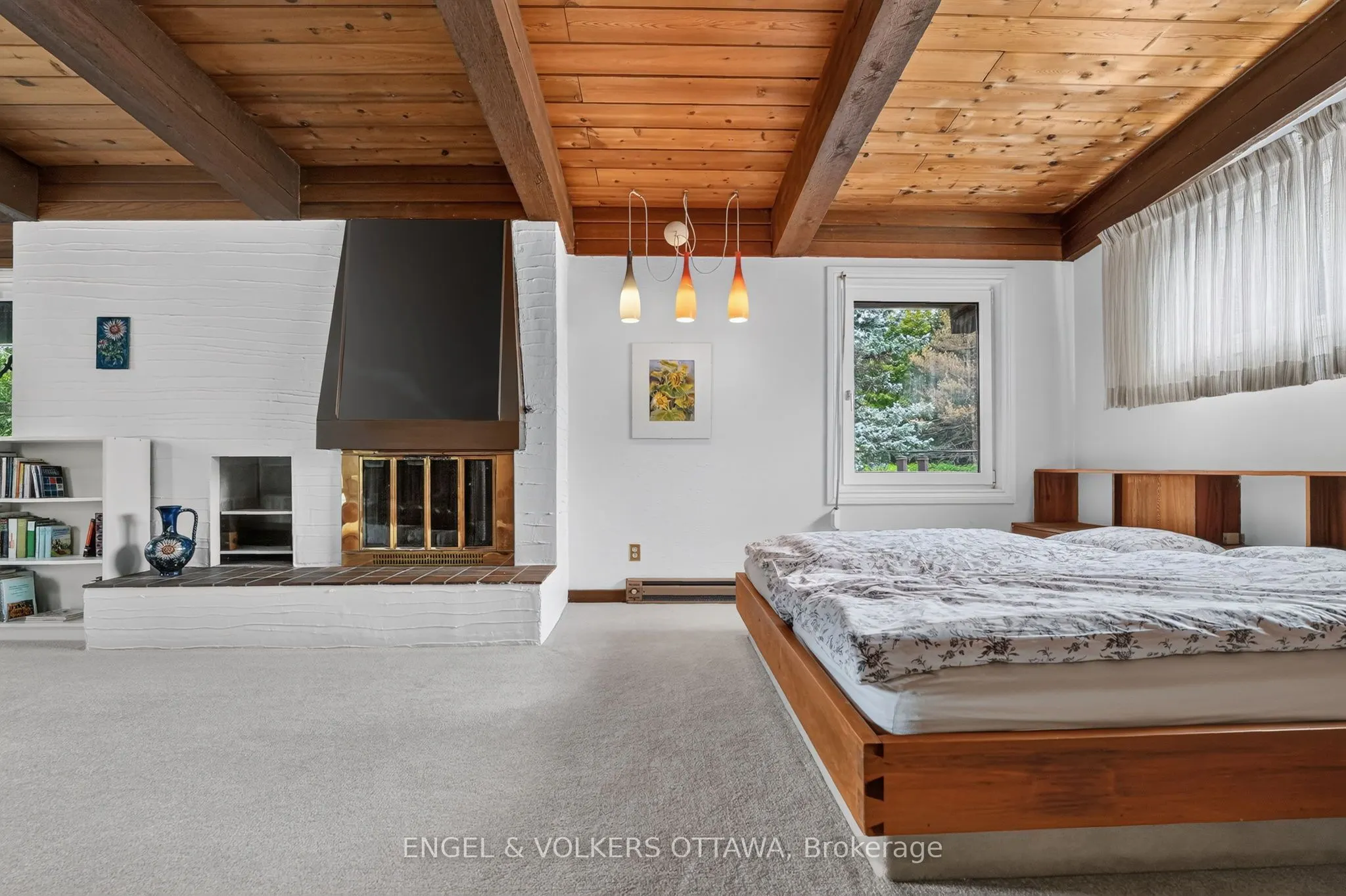 2101 Alta Vista Drive