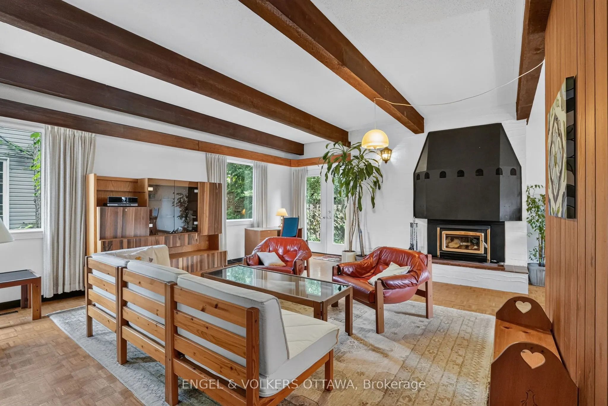 2101 Alta Vista Drive