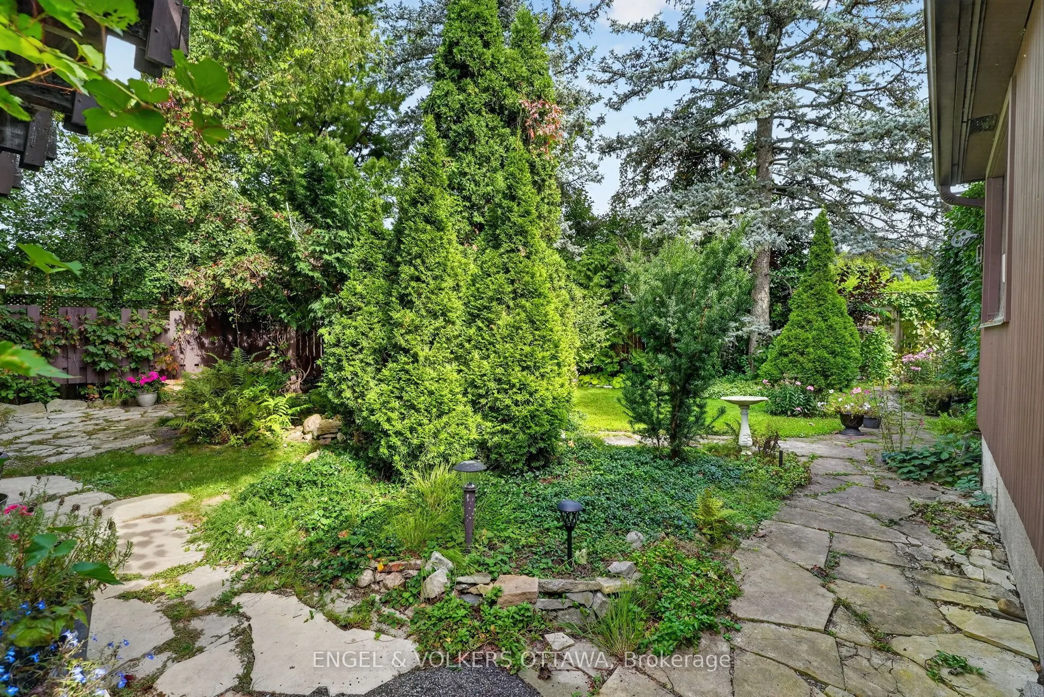 2101 Alta Vista Drive