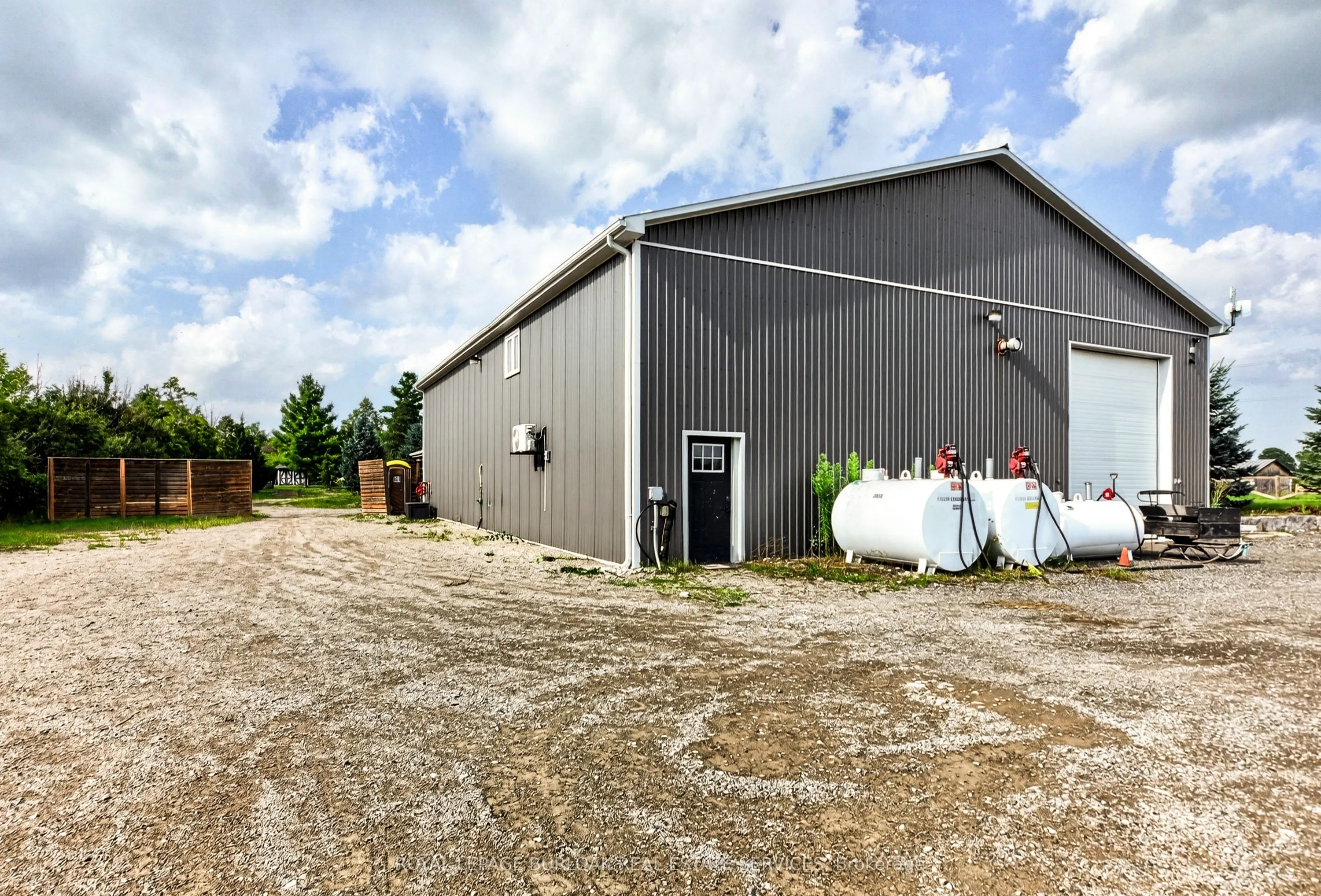 1506 6TH Concession Road W #shop