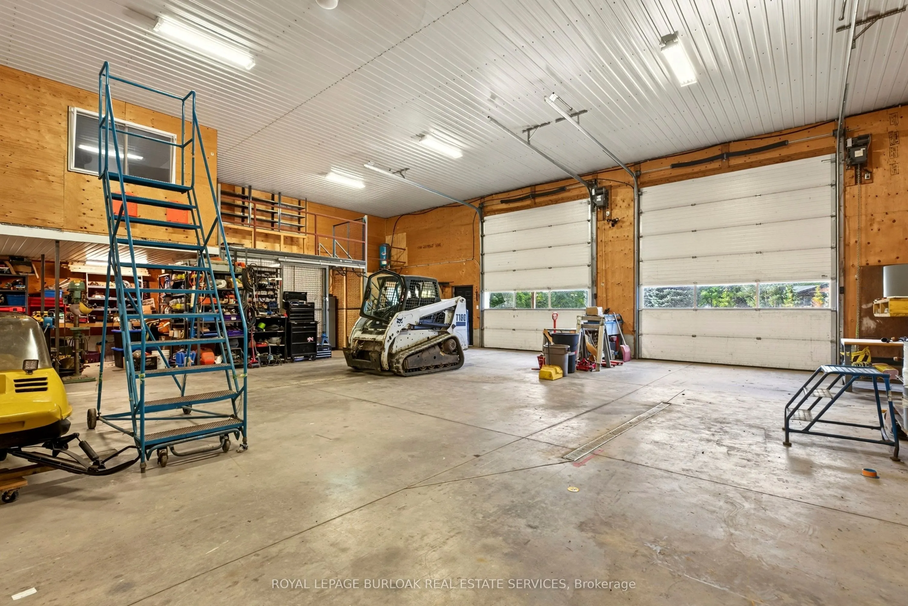1506 6TH Concession Road W #shop