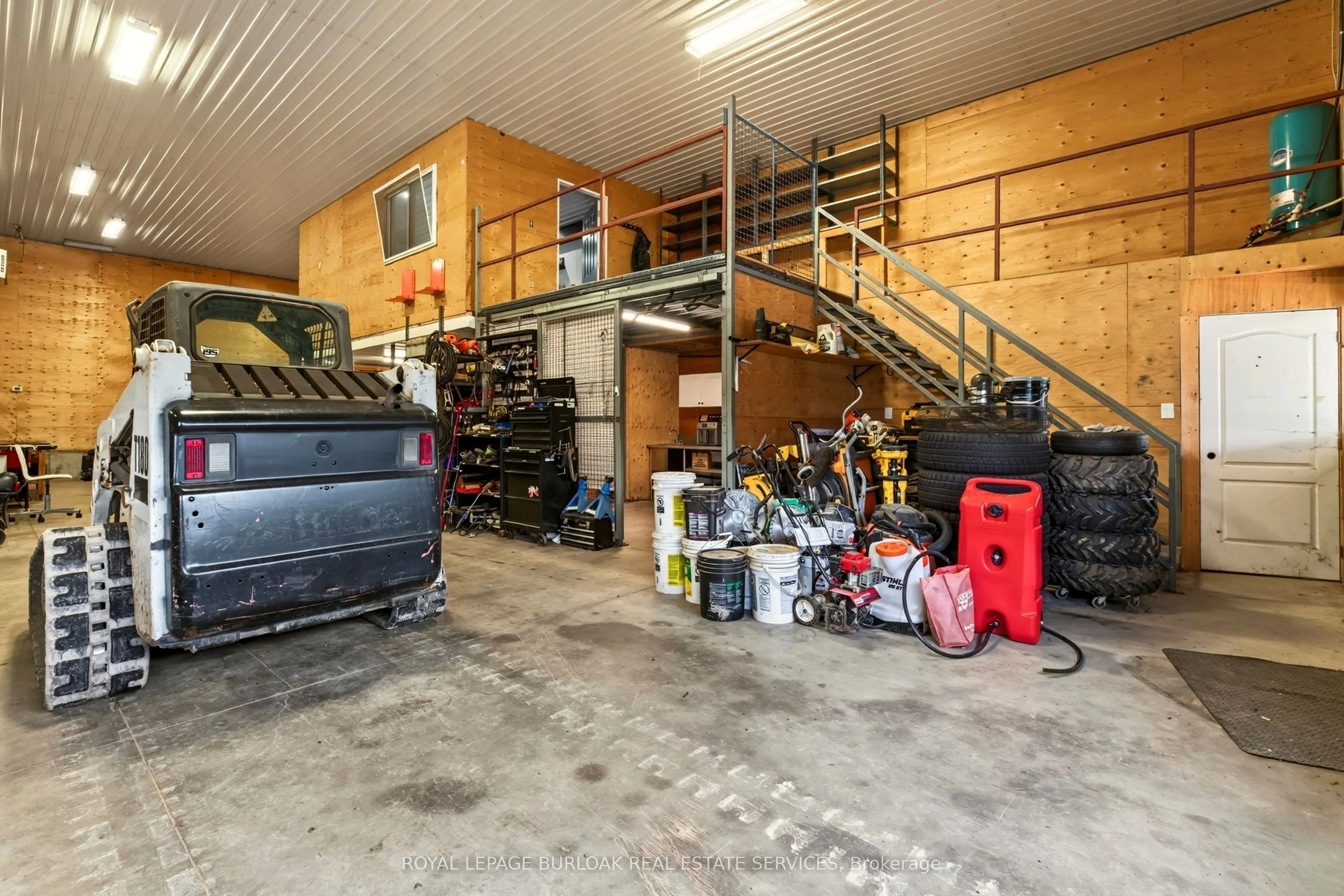 1506 6TH Concession Road W #shop