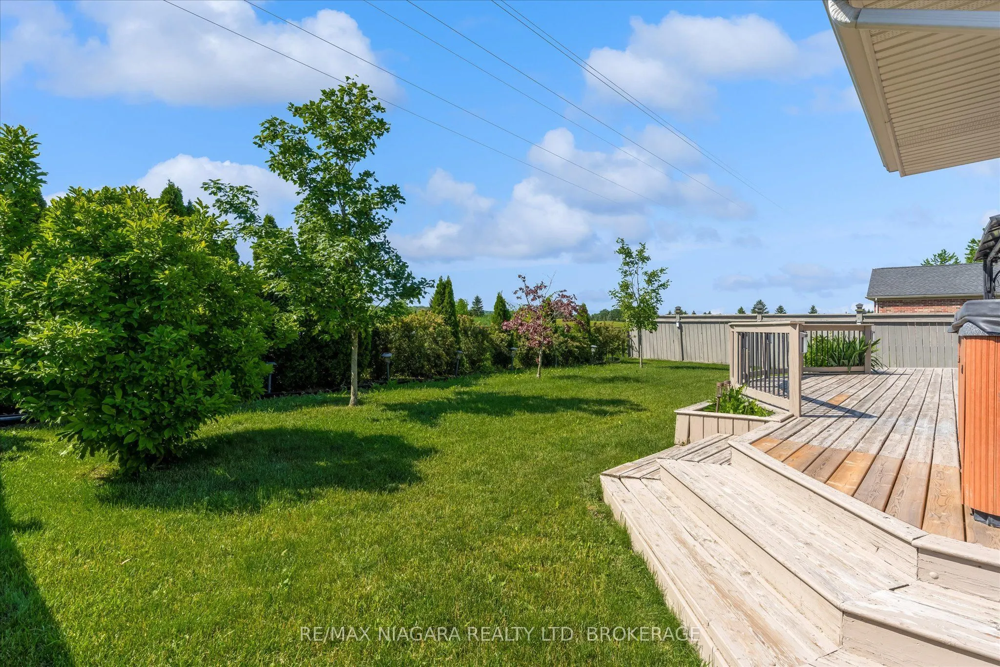 404 Wright Crescent