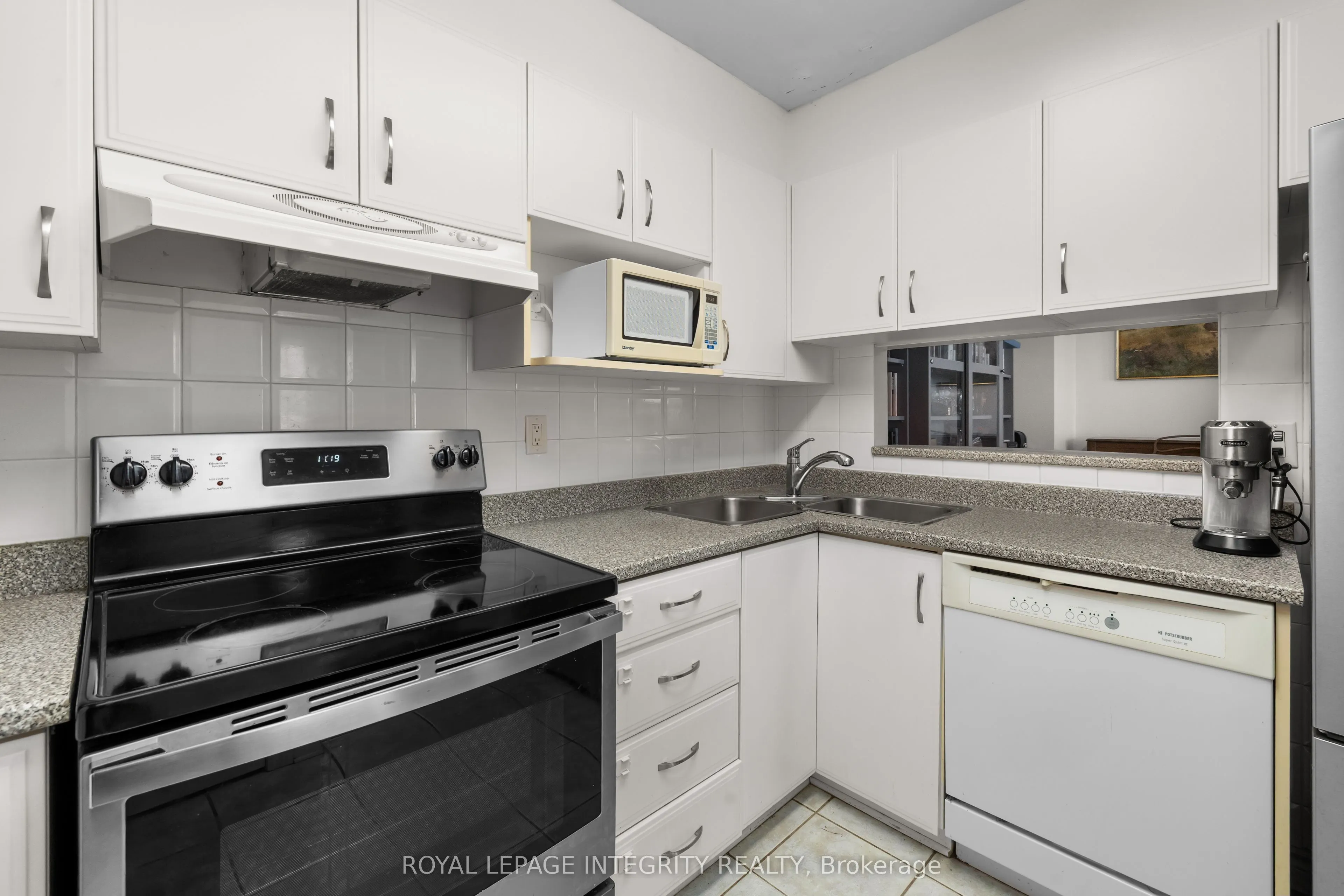 237 Cumberland Street #1