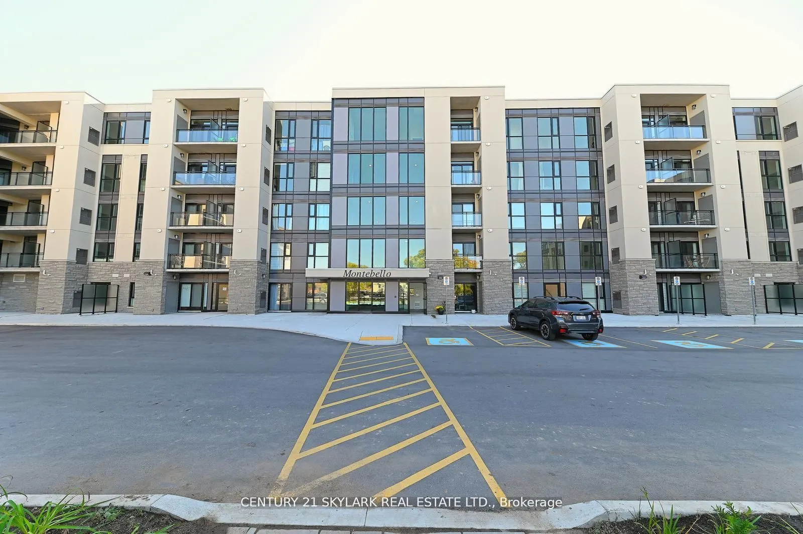 50 Herrick Avenue N #216