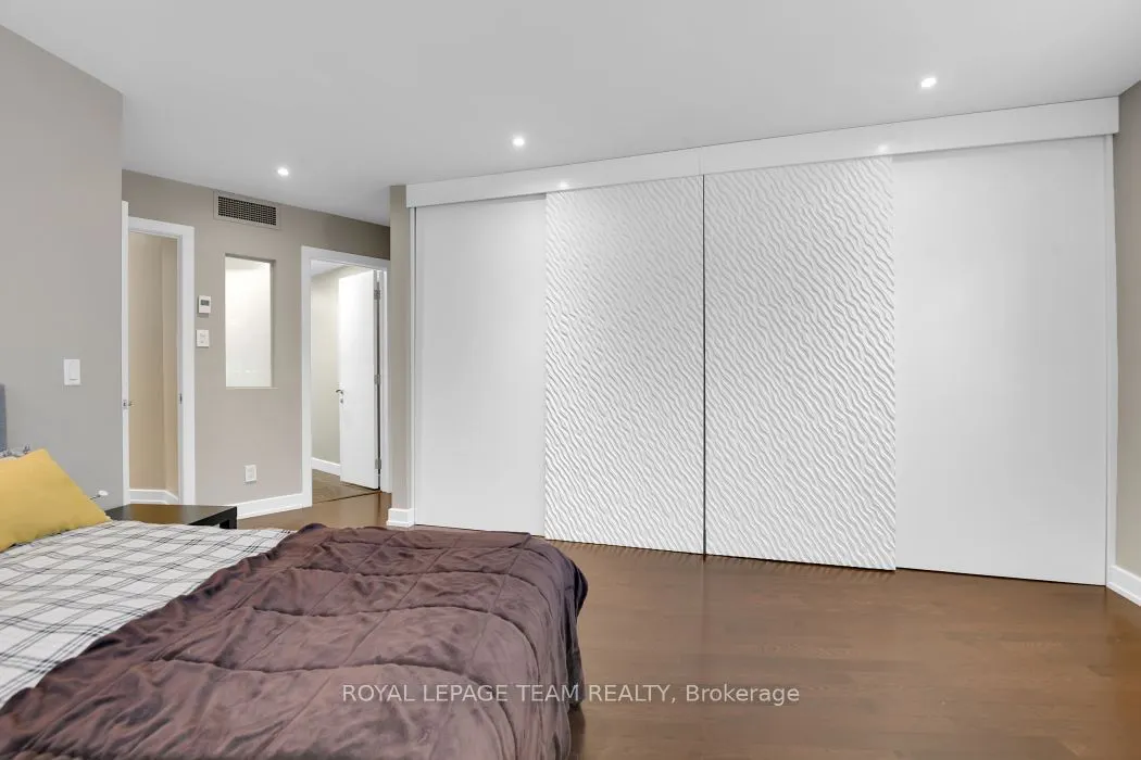 997 North River Road #101C