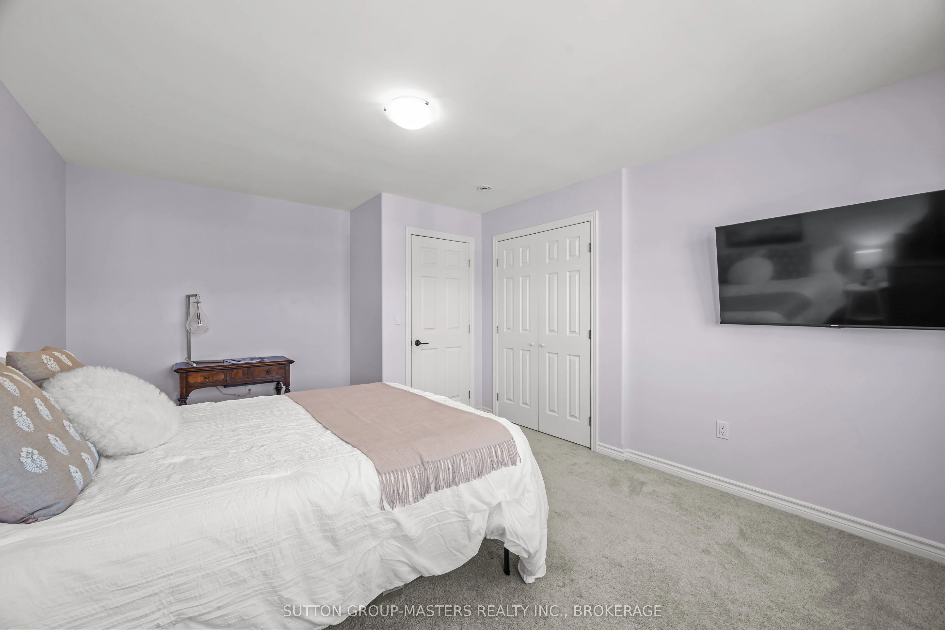 728 Newmarket Lane
