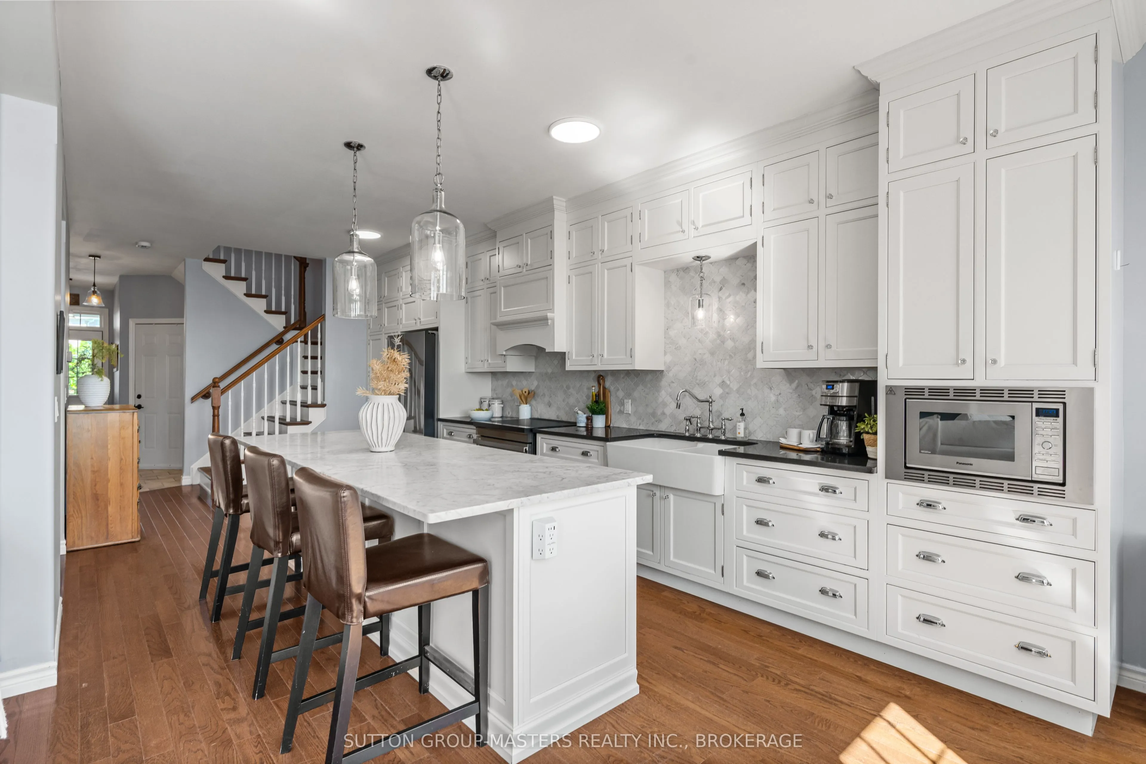 728 Newmarket Lane