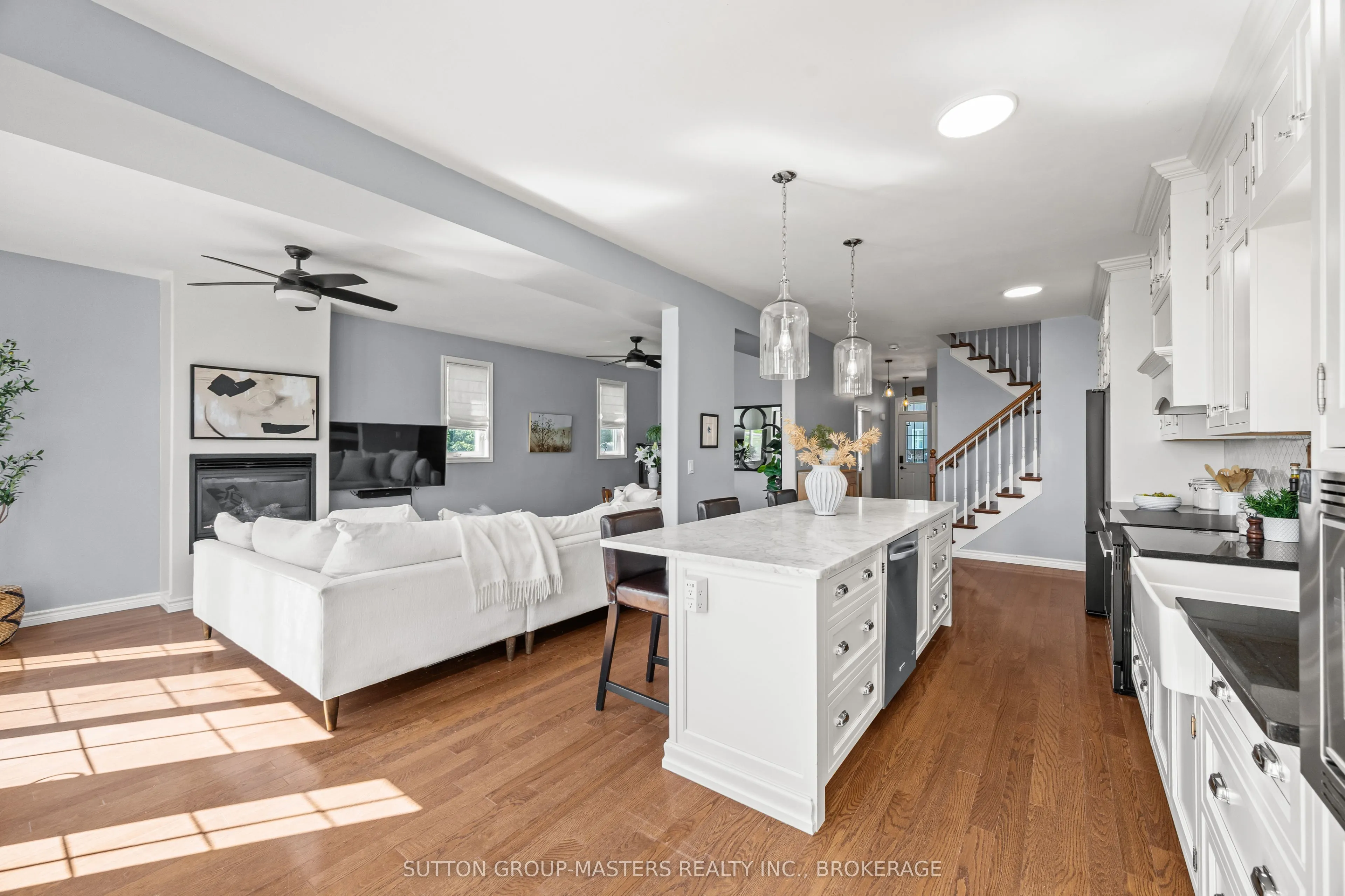728 Newmarket Lane