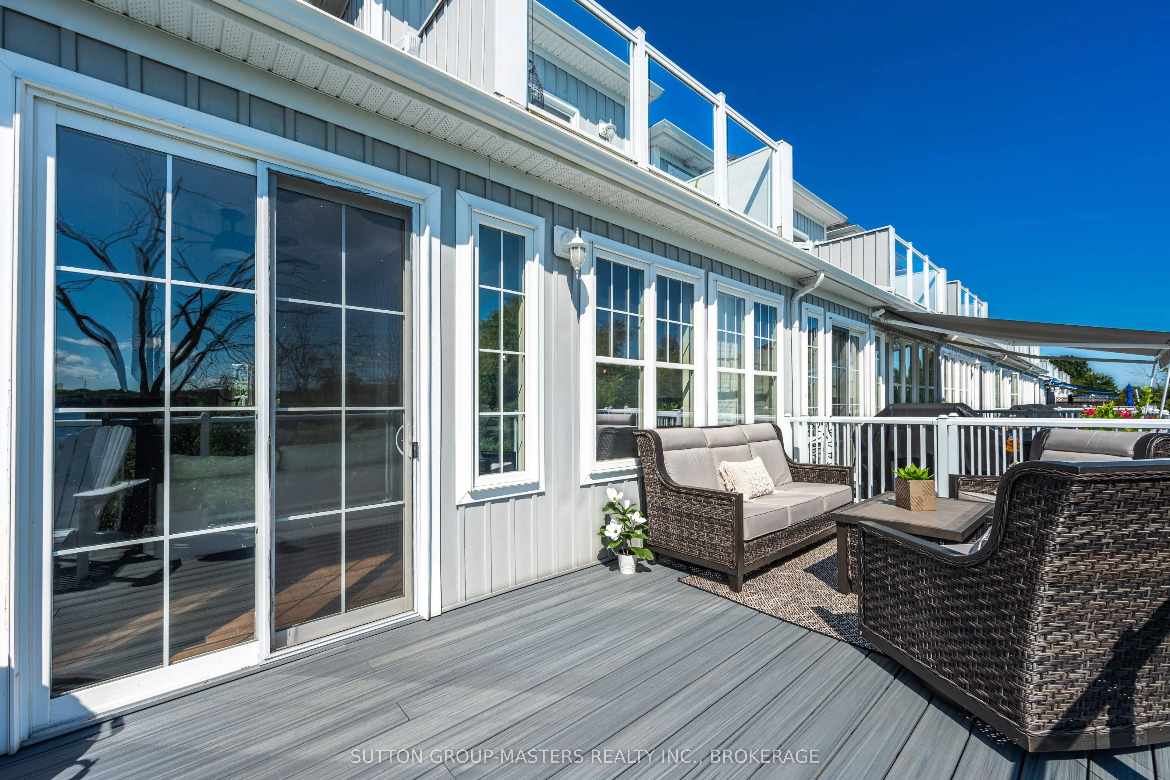 728 Newmarket Lane