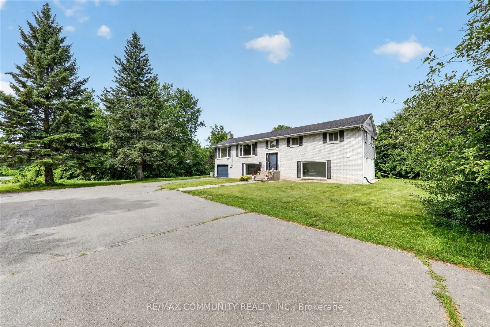 719 Old Highway 2 N/A Road