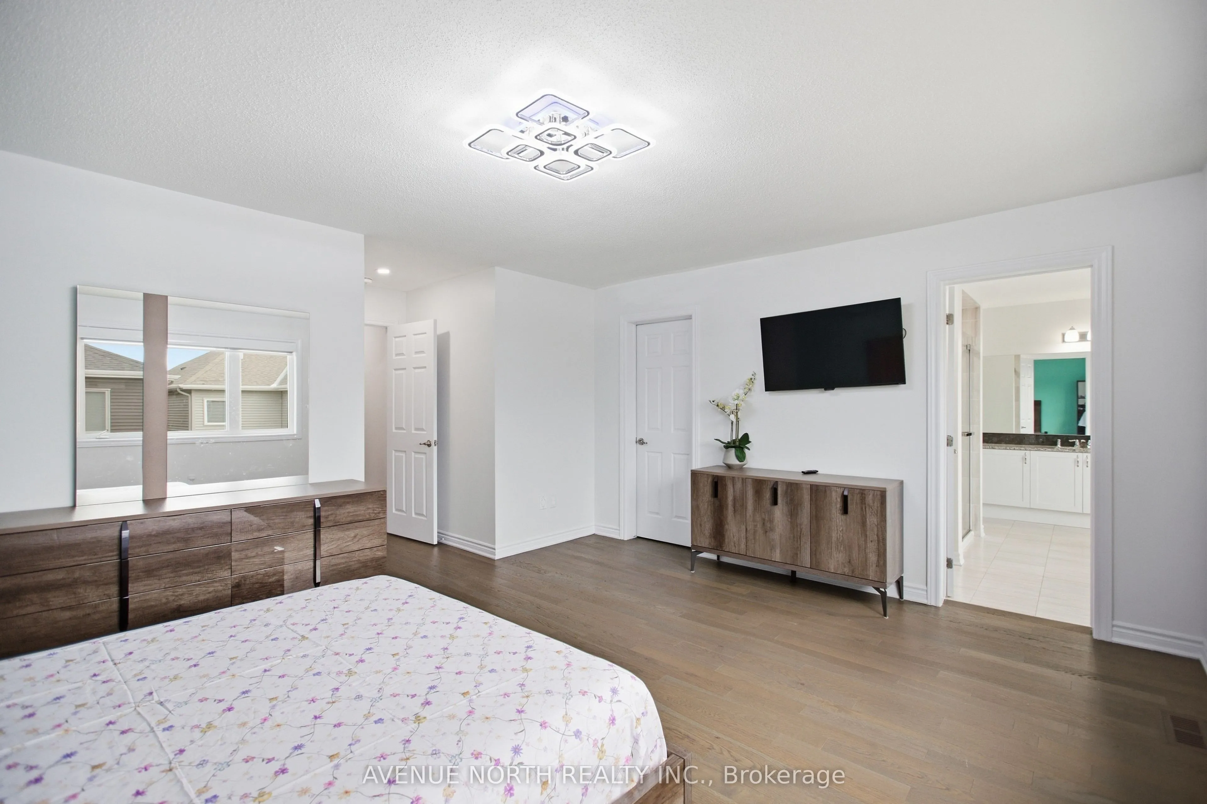 834 Regulus Ridge