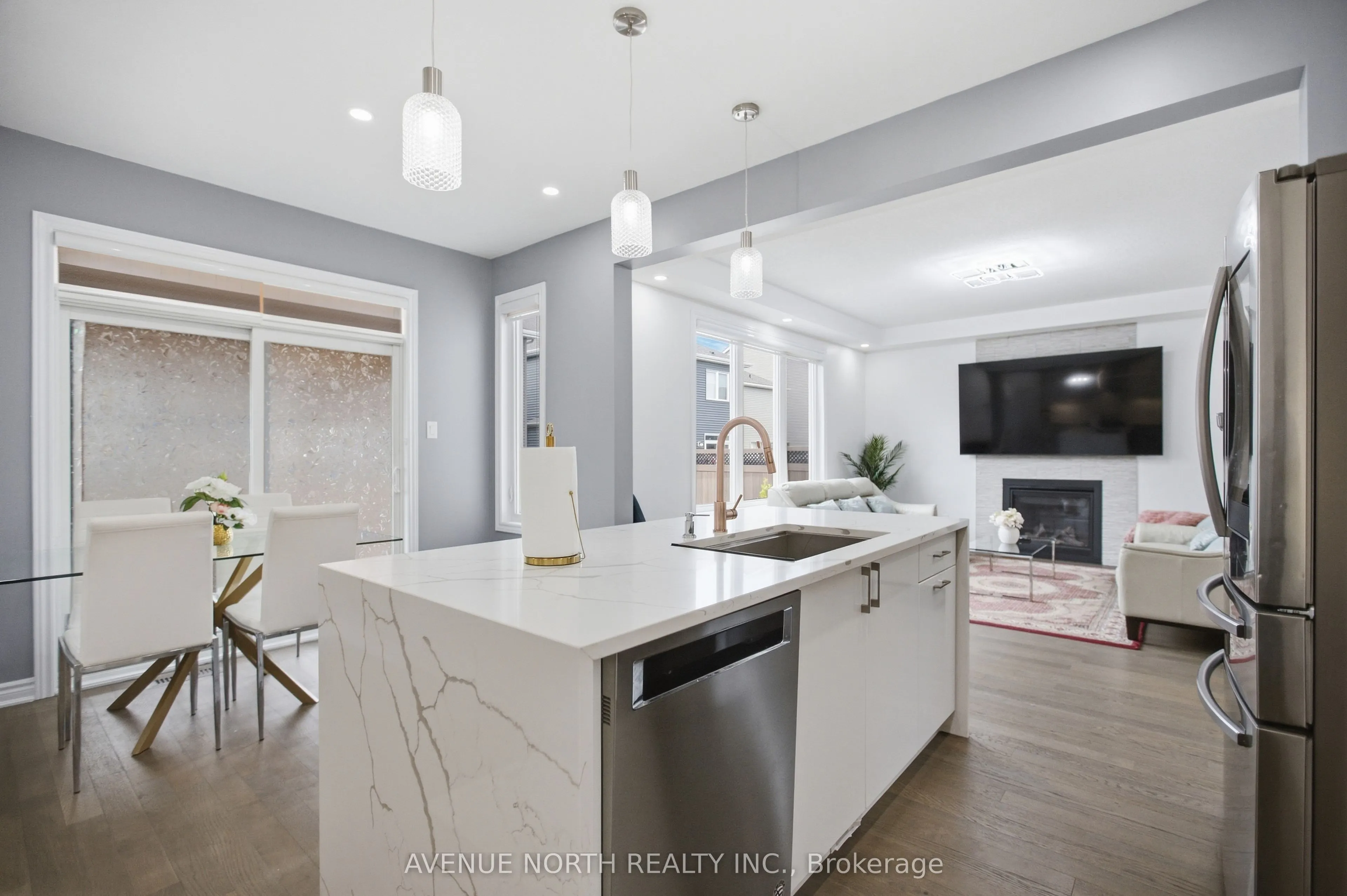 834 Regulus Ridge