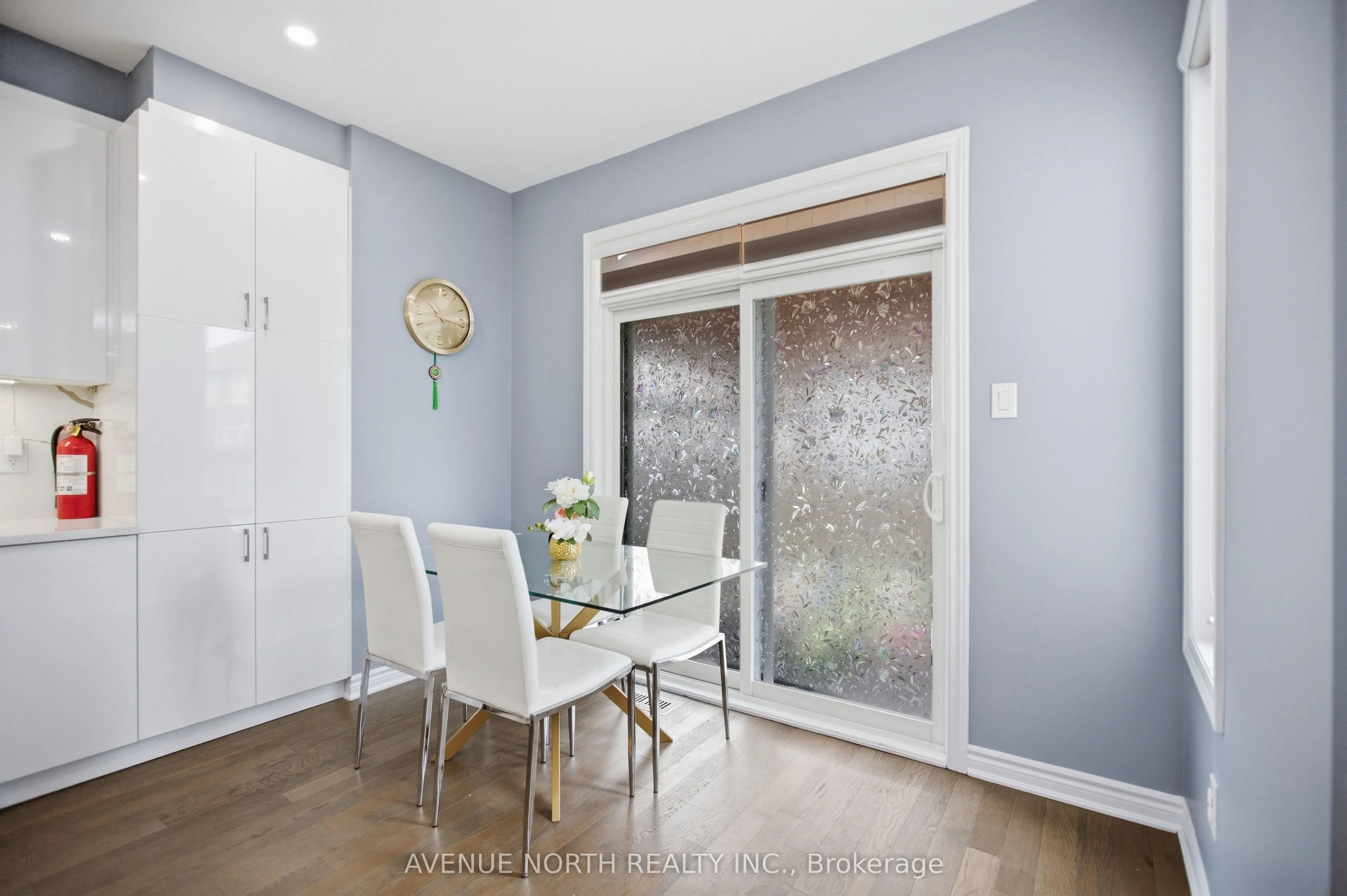 834 Regulus Ridge