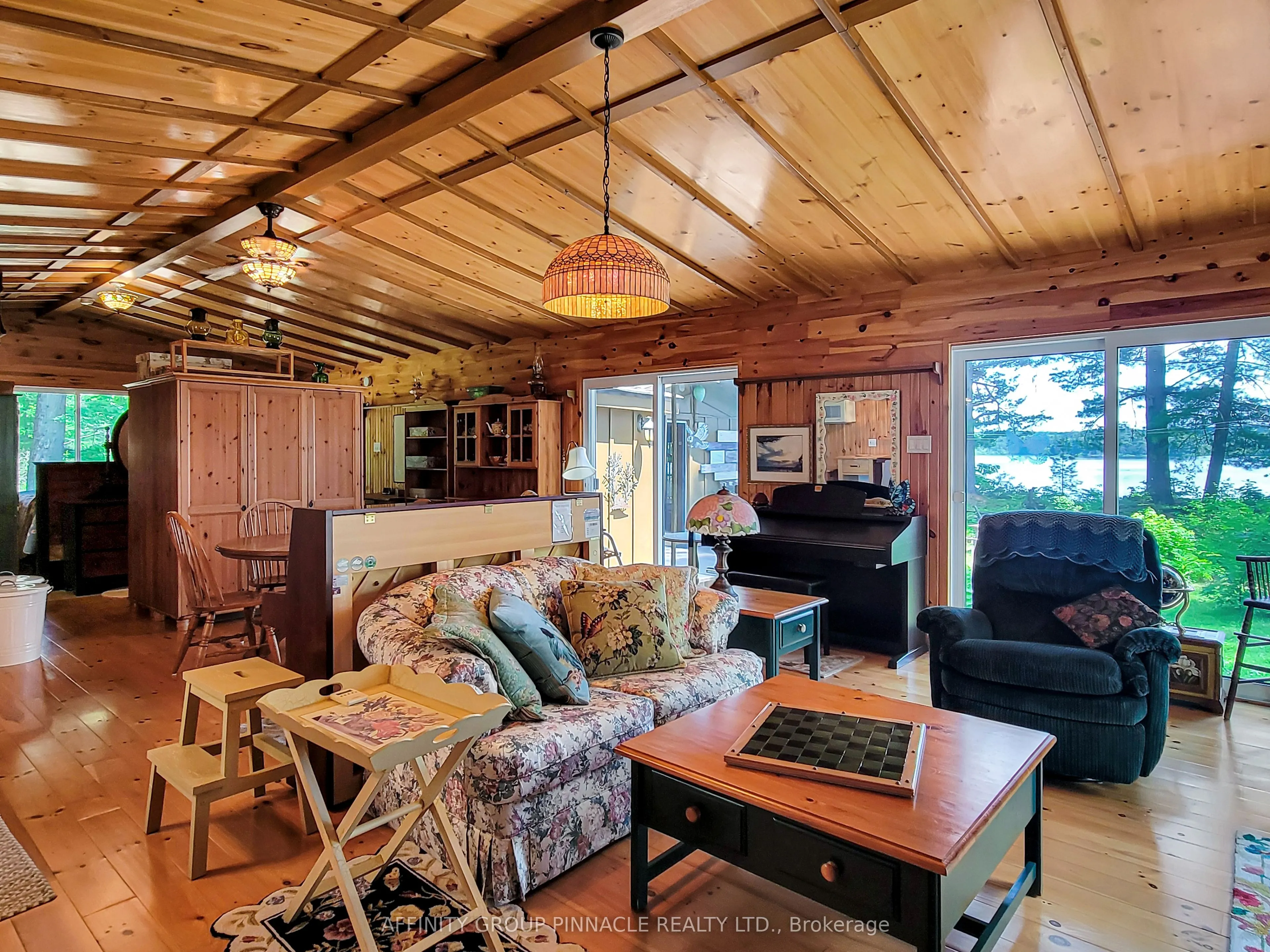 396 North Shore Road
