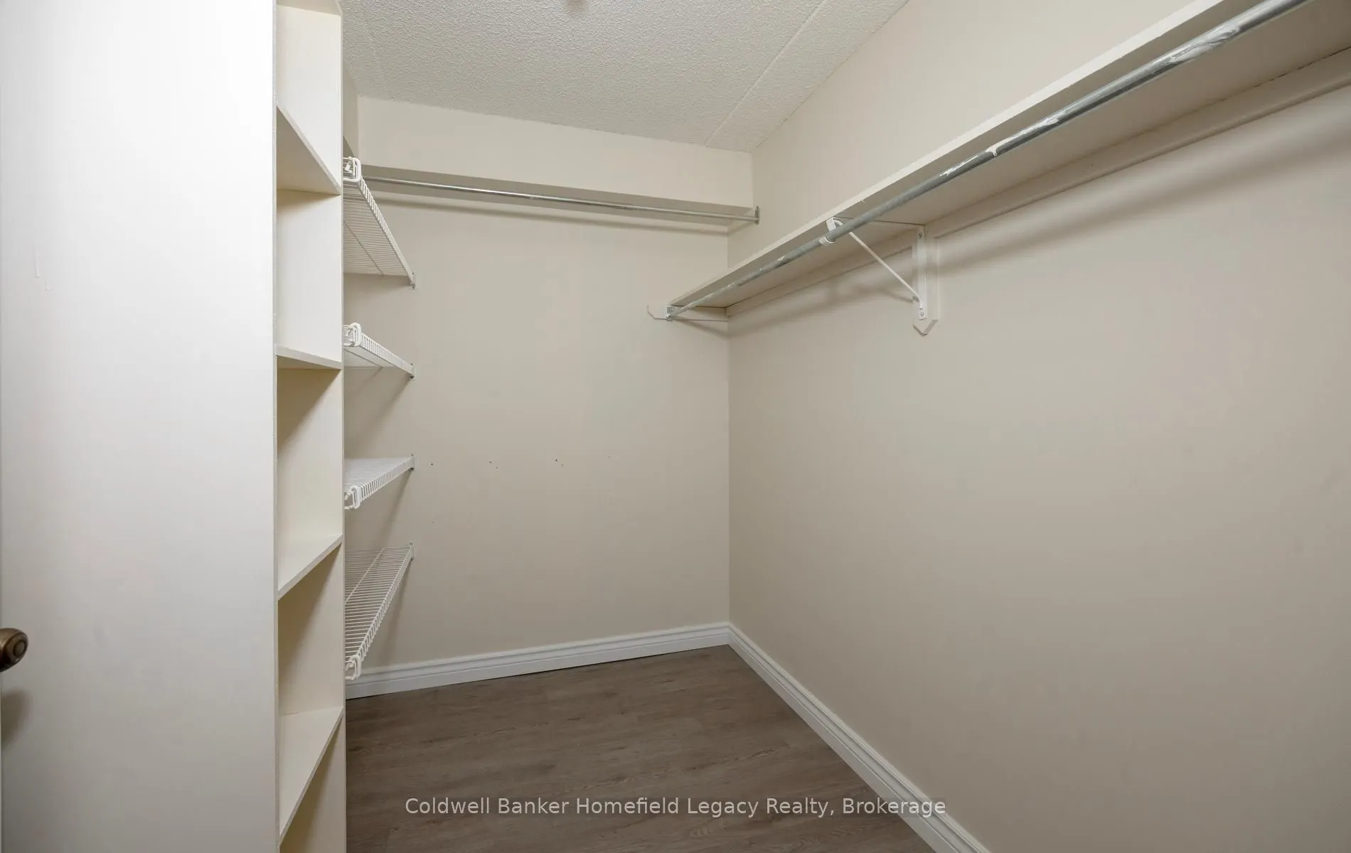 22 St Andrew Street N #408