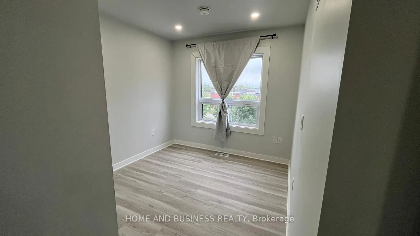 2 patricia Street #3
