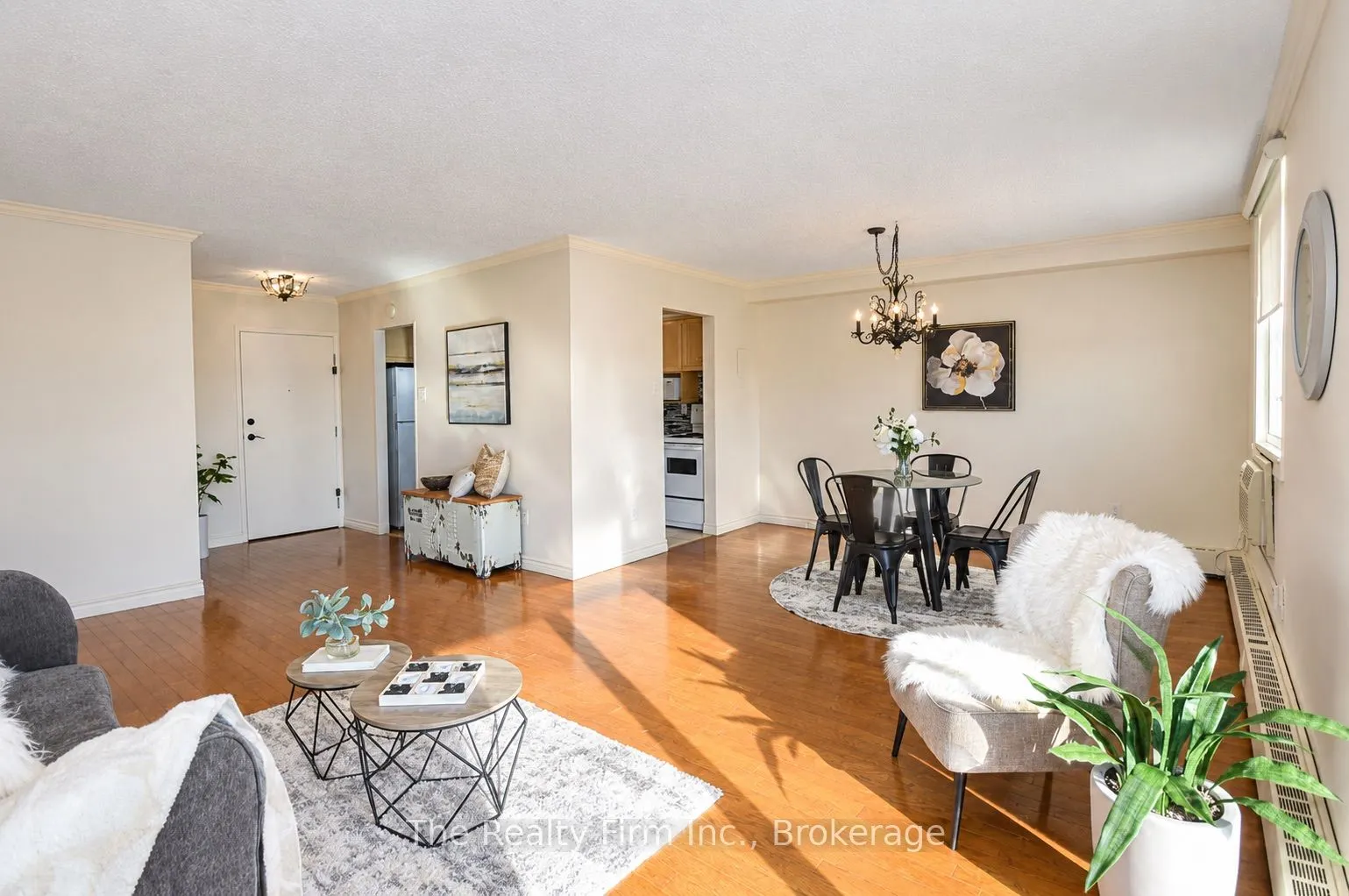 640 West Street N #805