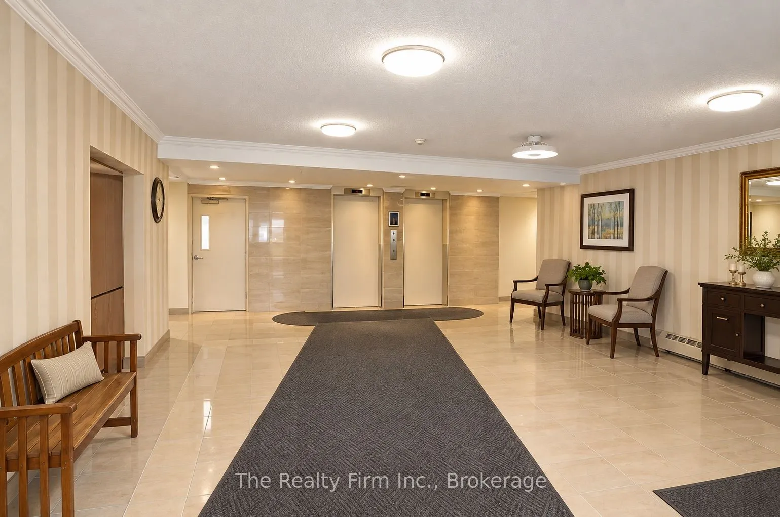 640 West Street N #805