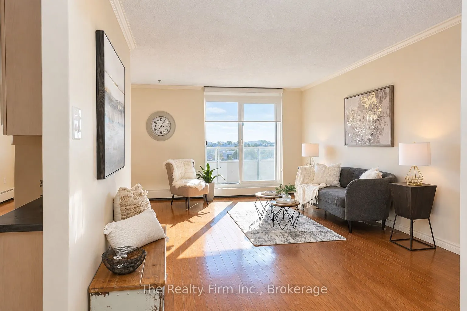 640 West Street N #805