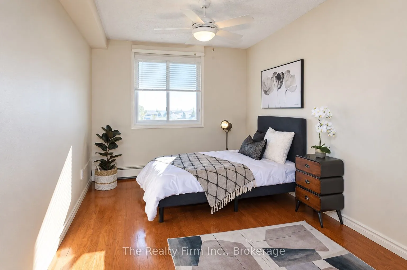640 West Street N #805