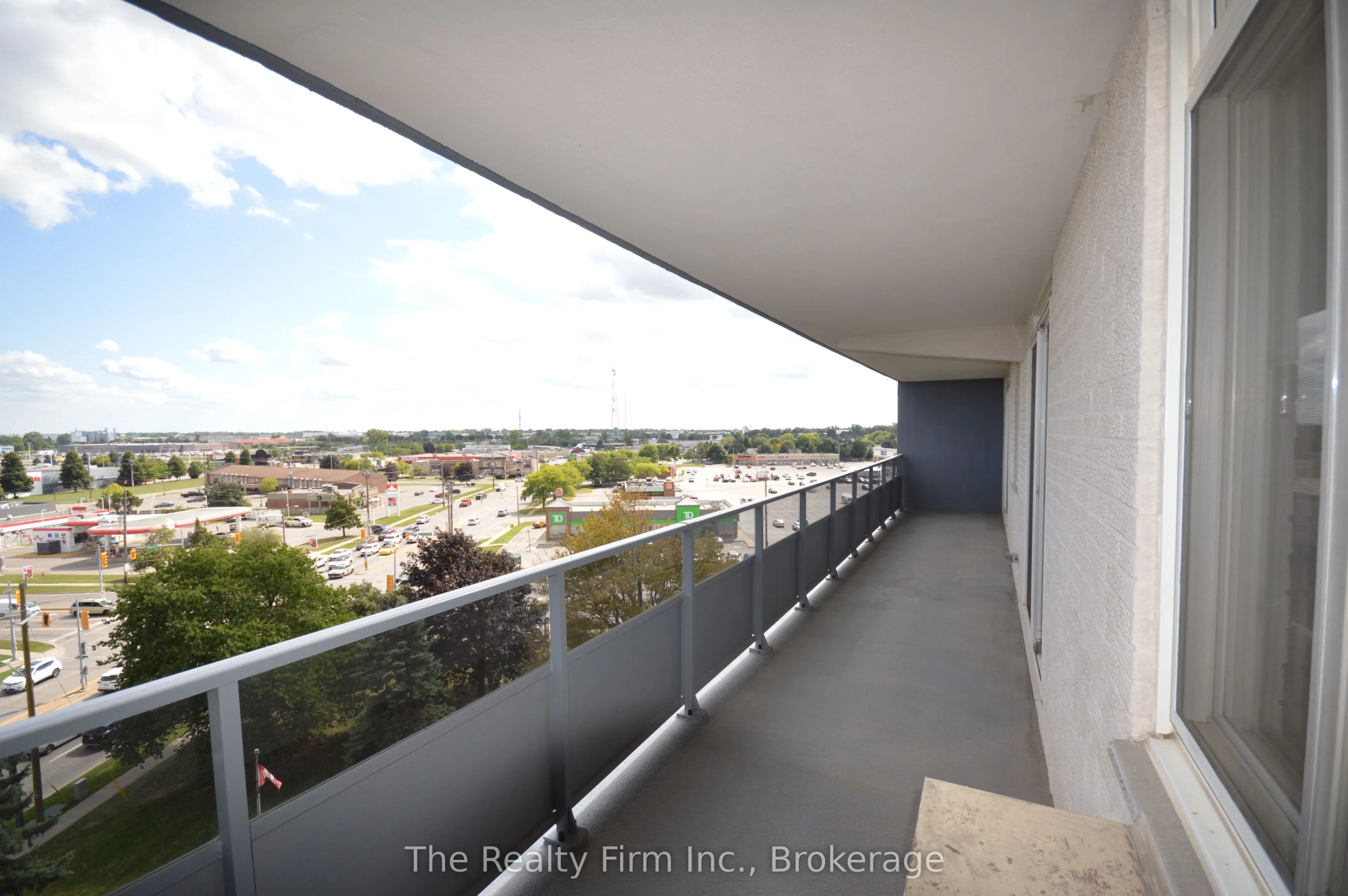 640 West Street N #805