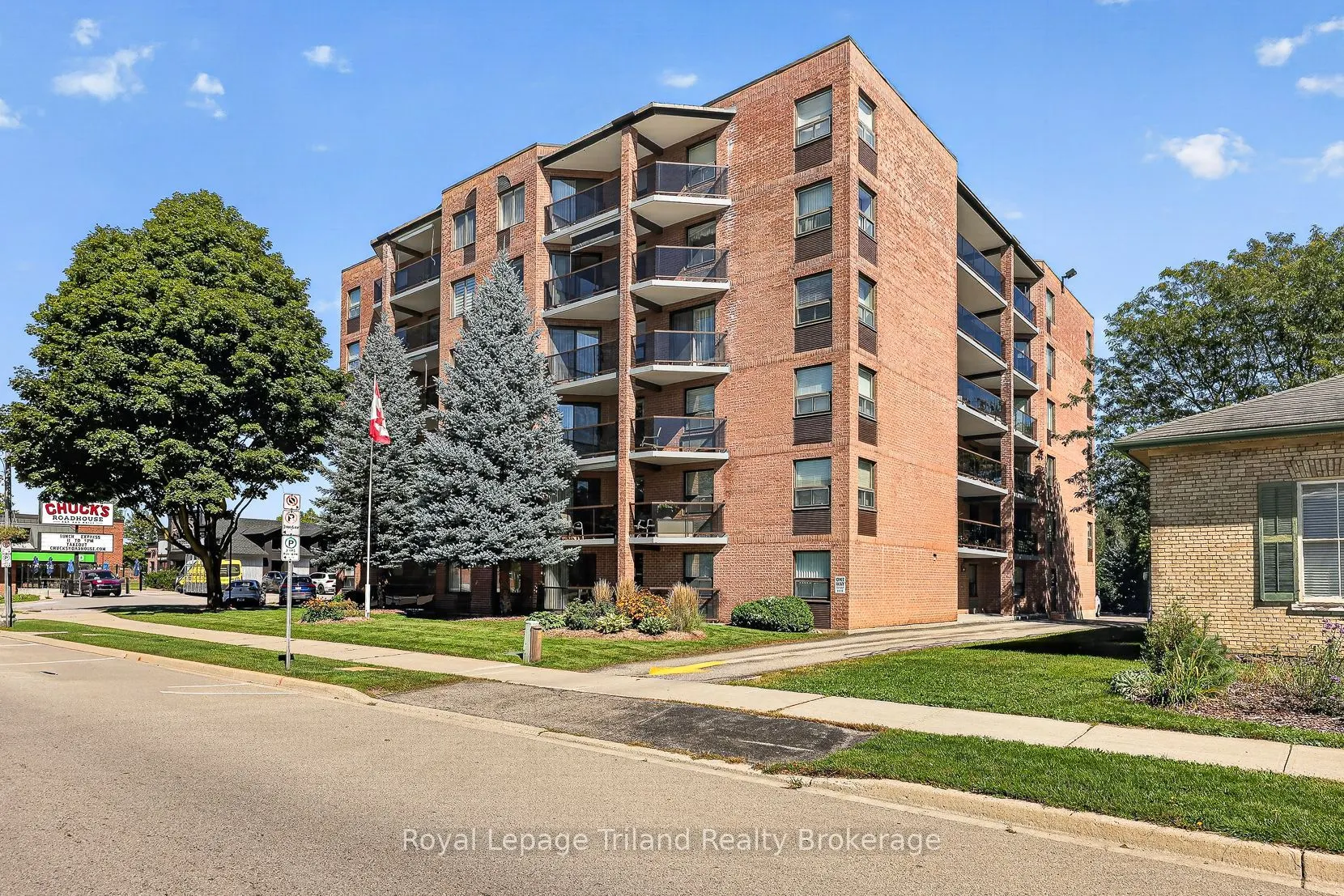 217 Thames Street S #101