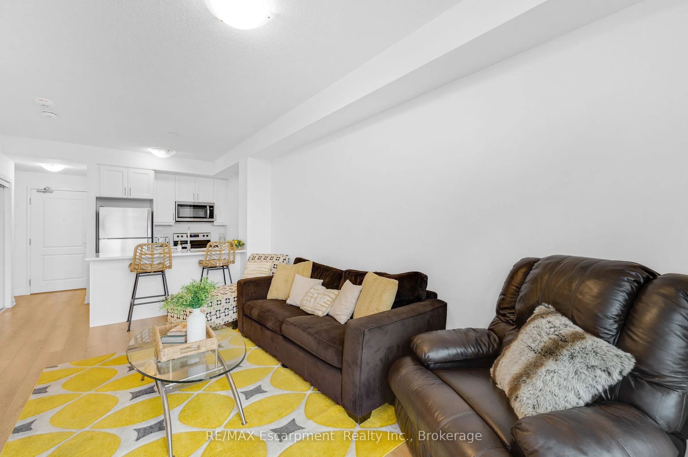 470 Dundas Street E #309