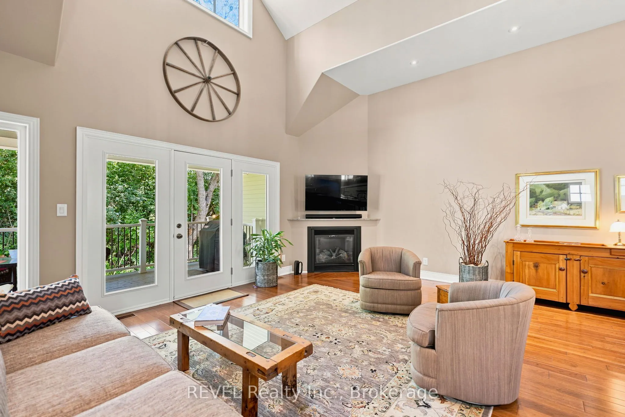 90 Sunrise Court