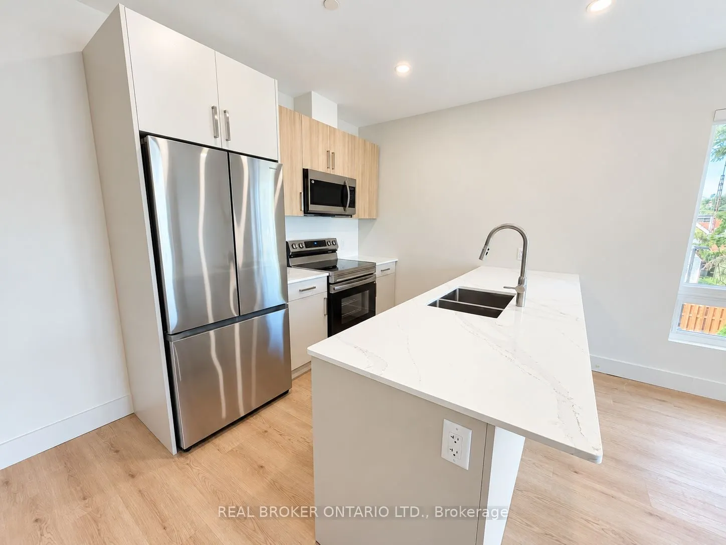 8 Hutt Lane #307