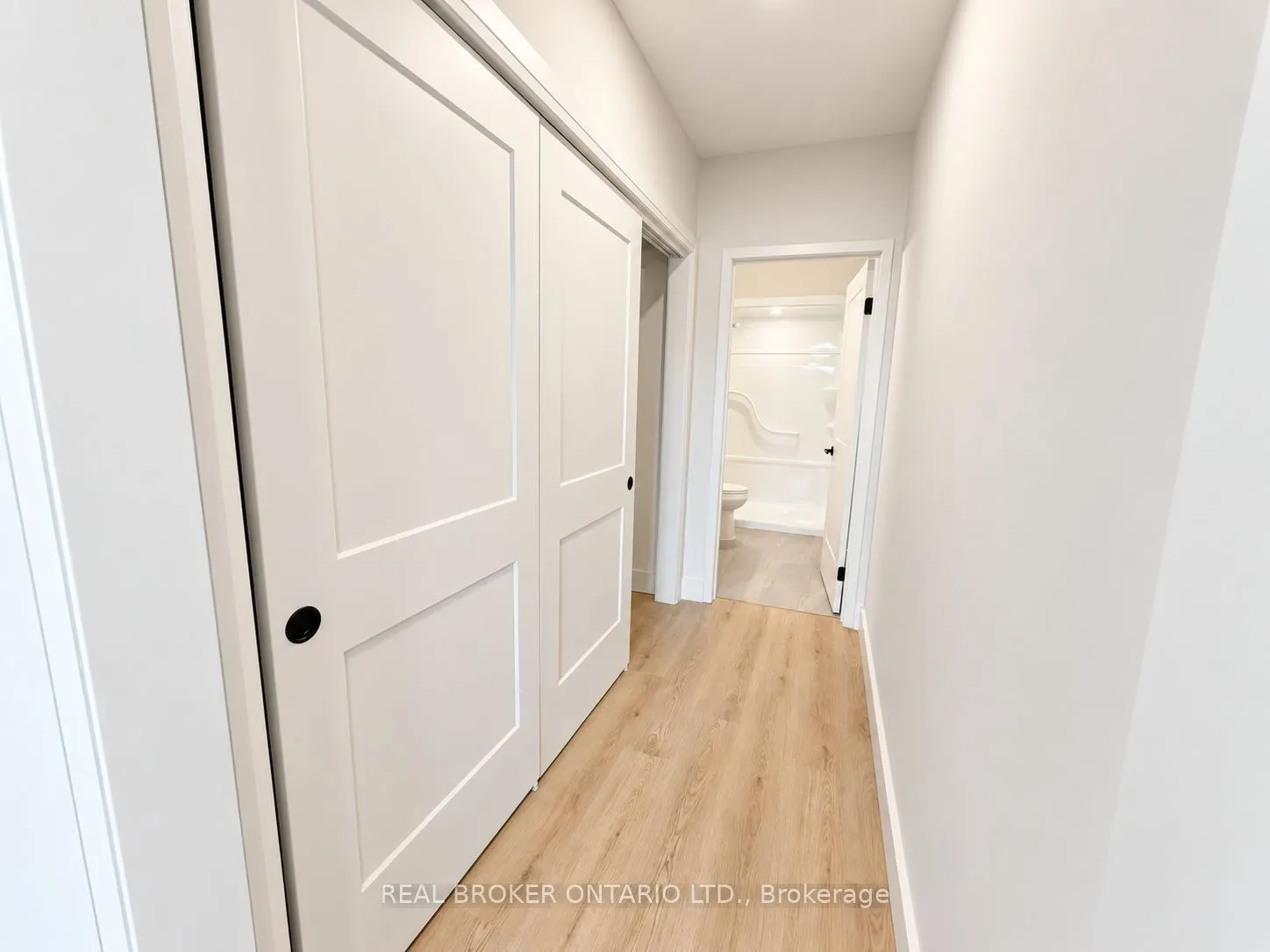 8 Hutt Lane #307