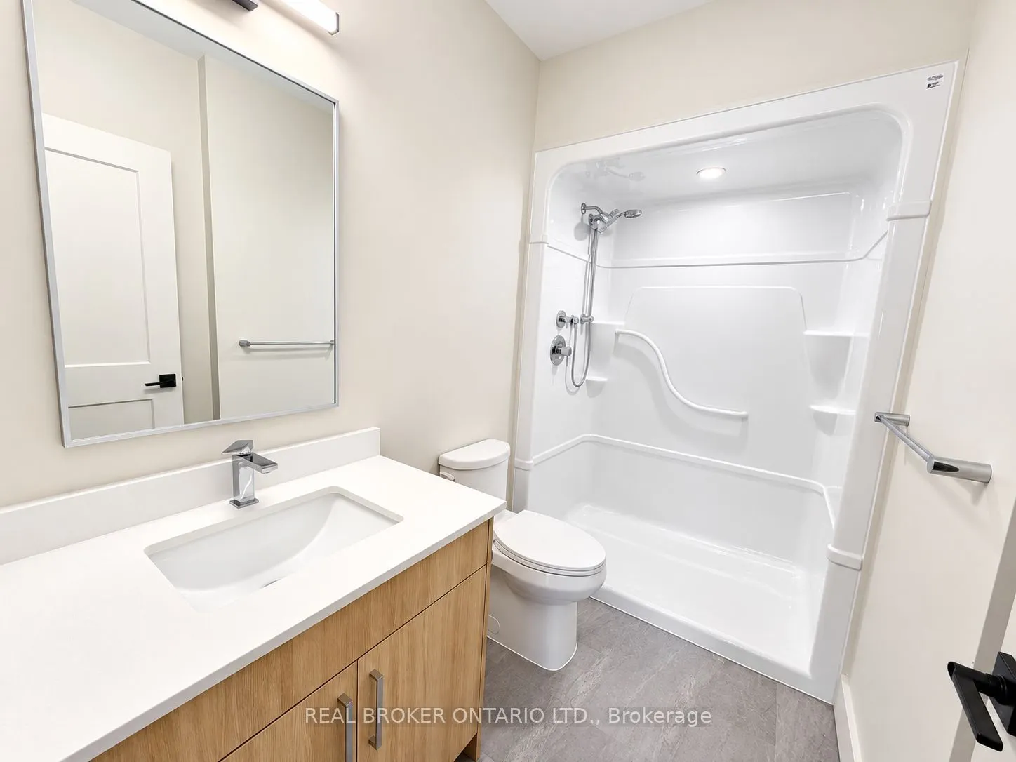 8 Hutt Lane #307