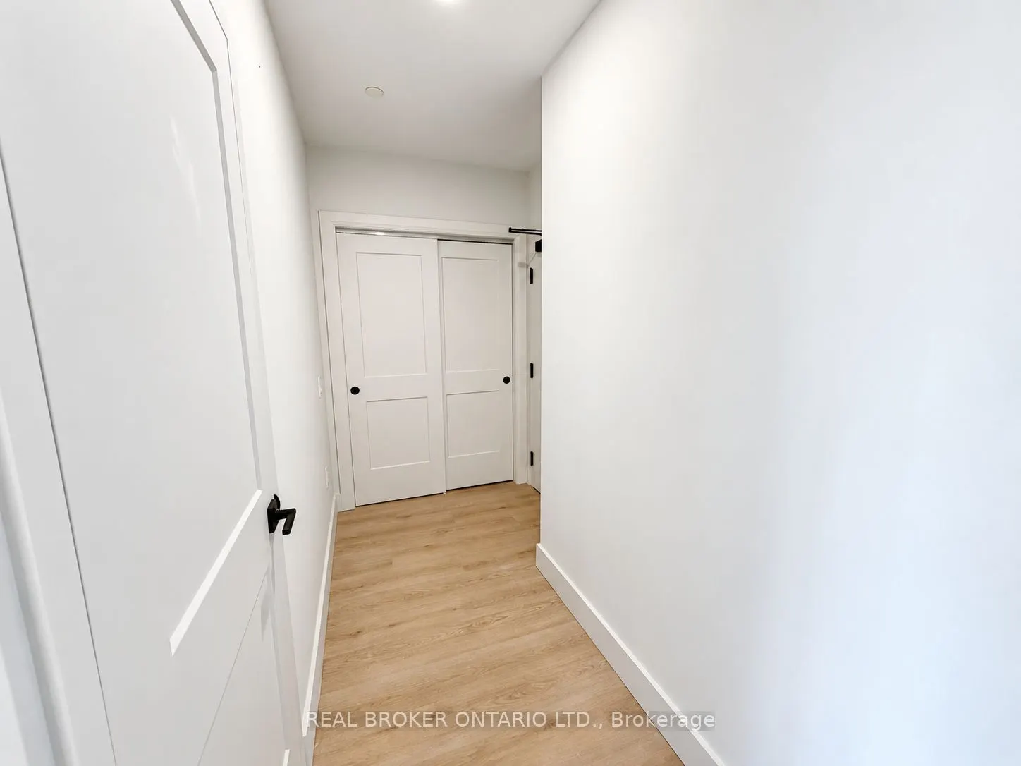 8 Hutt Lane #307