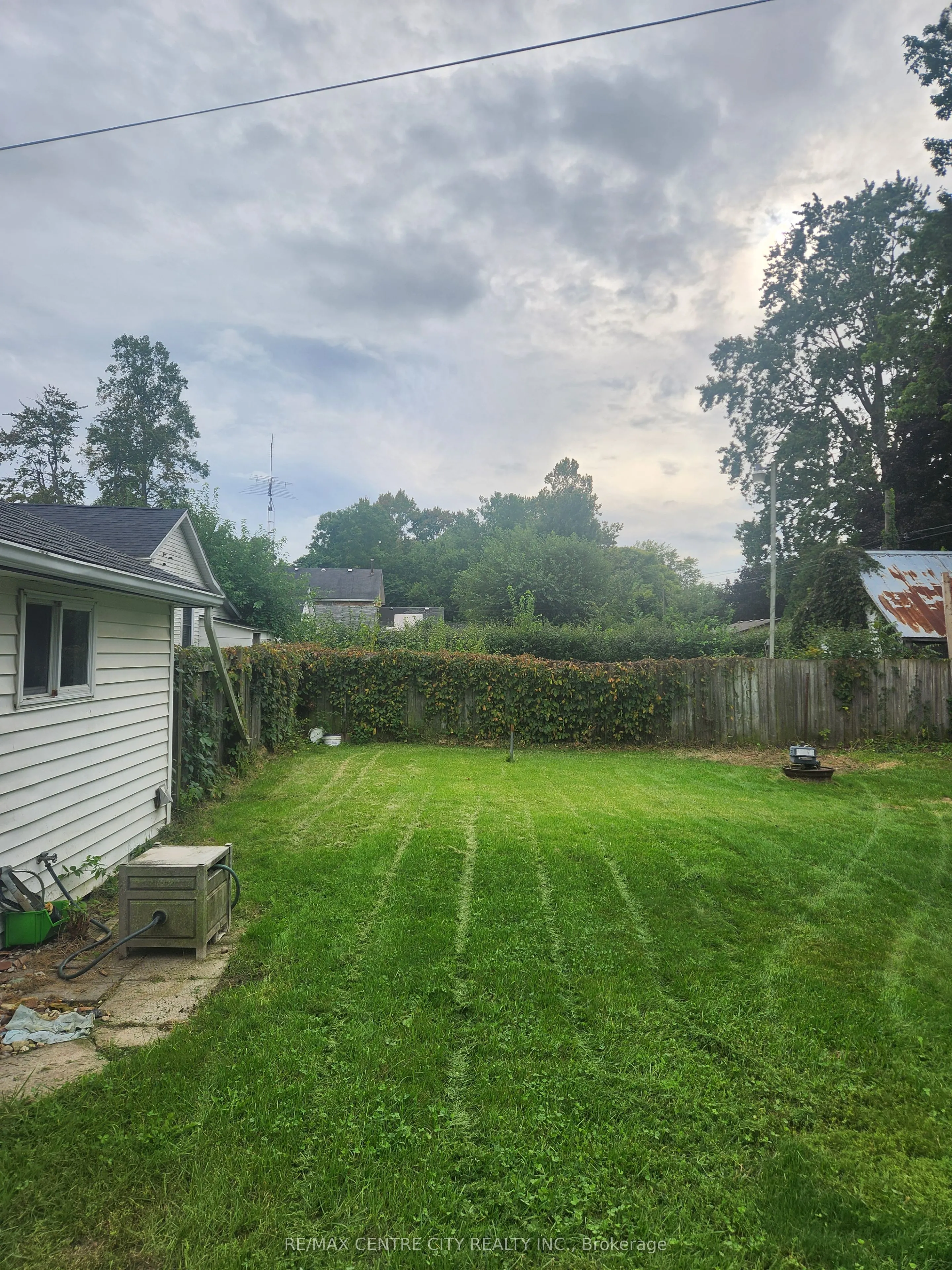 244 Elm Street W