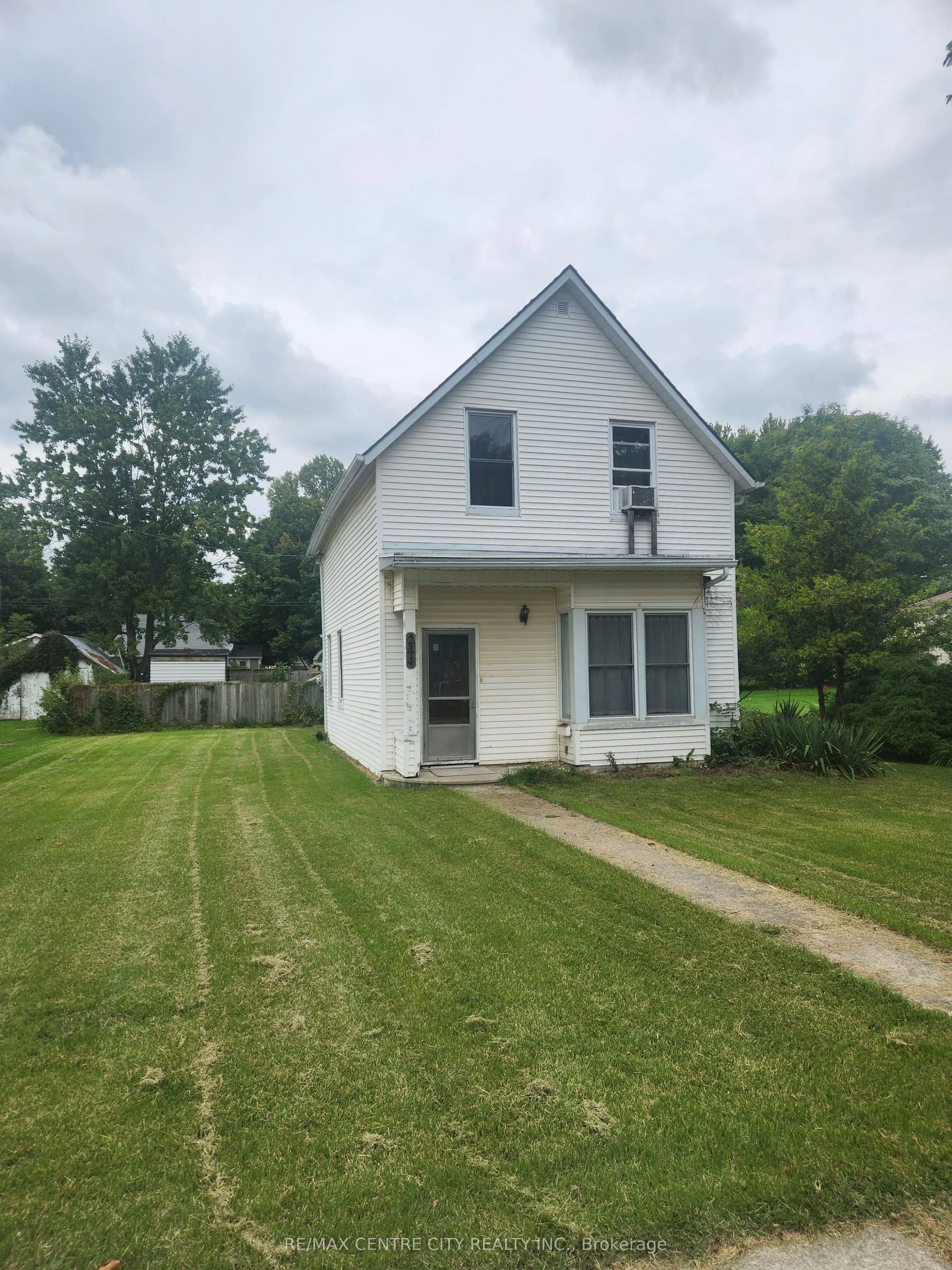 244 Elm Street W