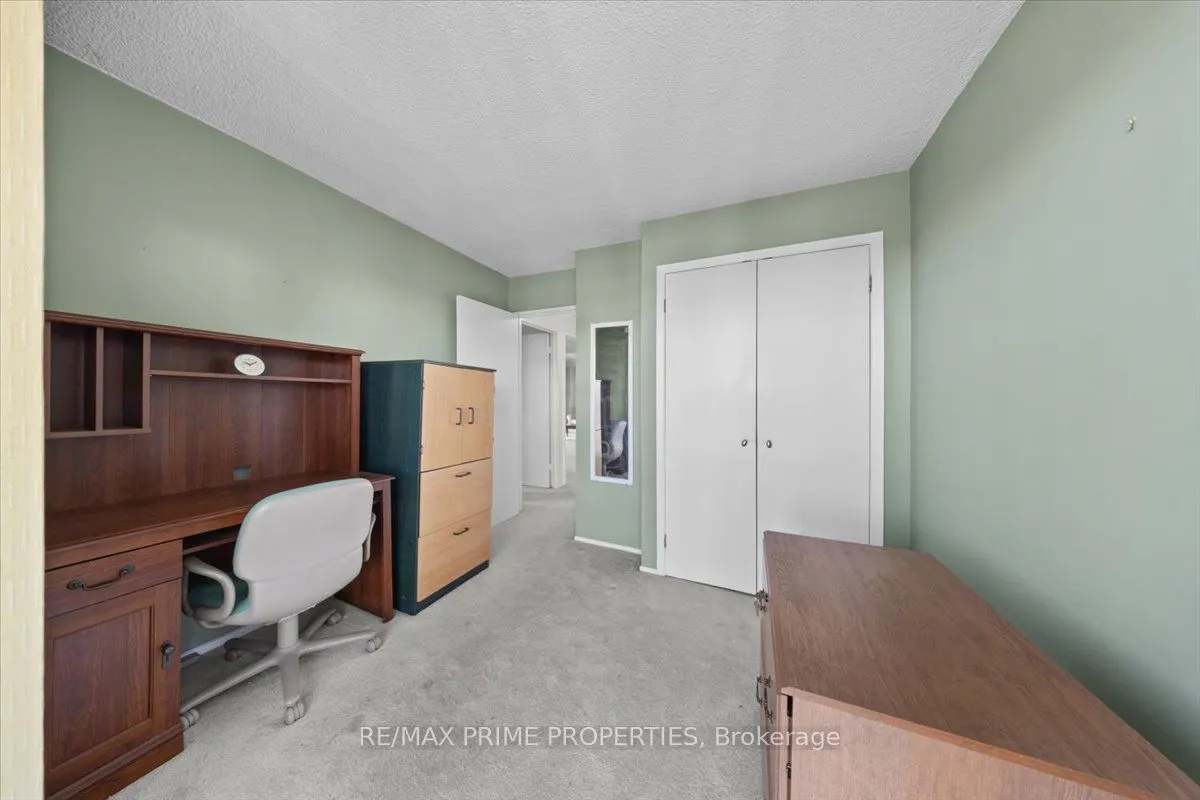 158B Mcarthur Avenue #1807