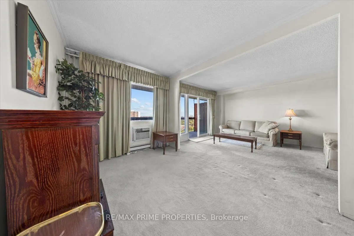 158B Mcarthur Avenue #1807