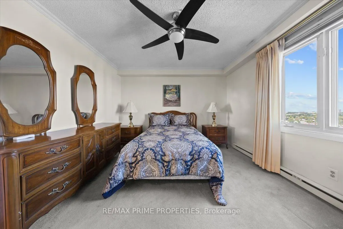 158B Mcarthur Avenue #1807