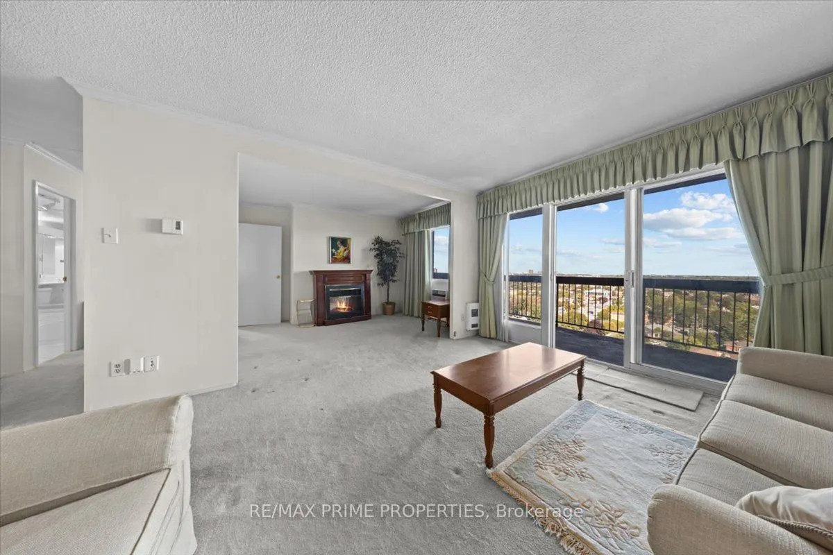 158B Mcarthur Avenue #1807