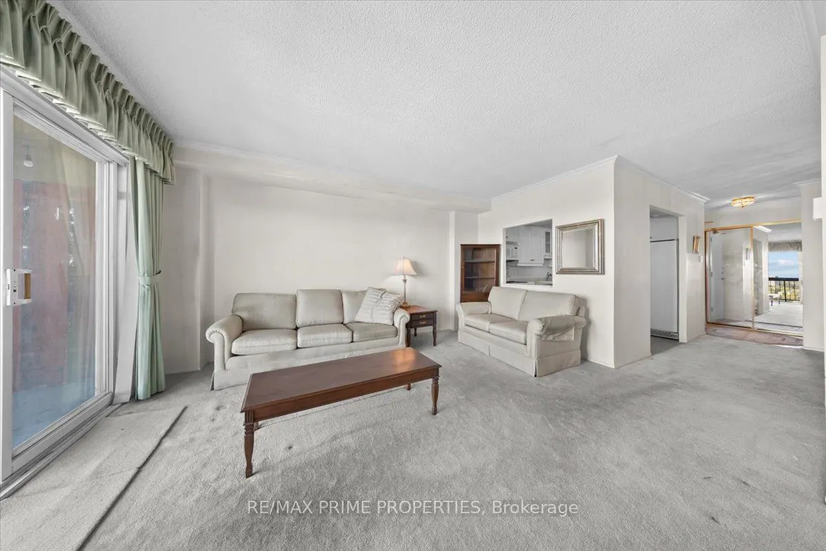 158B Mcarthur Avenue #1807