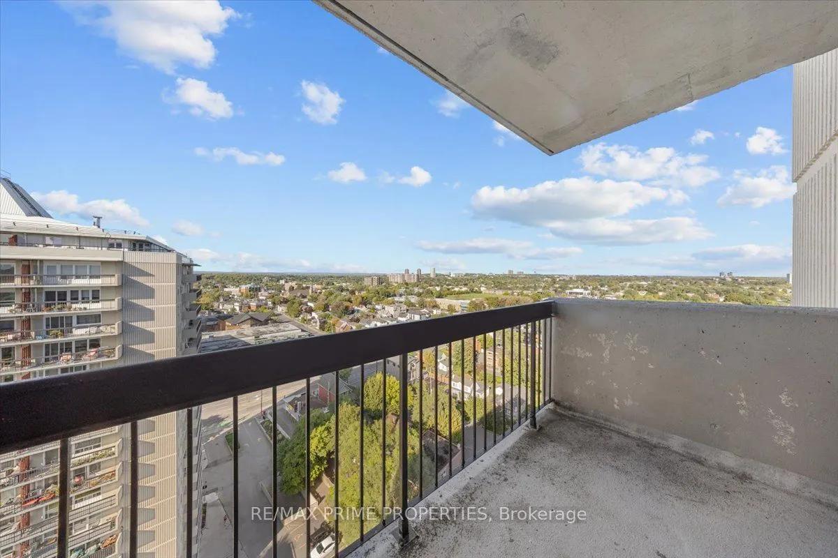 158B Mcarthur Avenue #1807