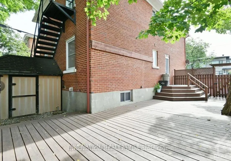 391 Greenwood Avenue