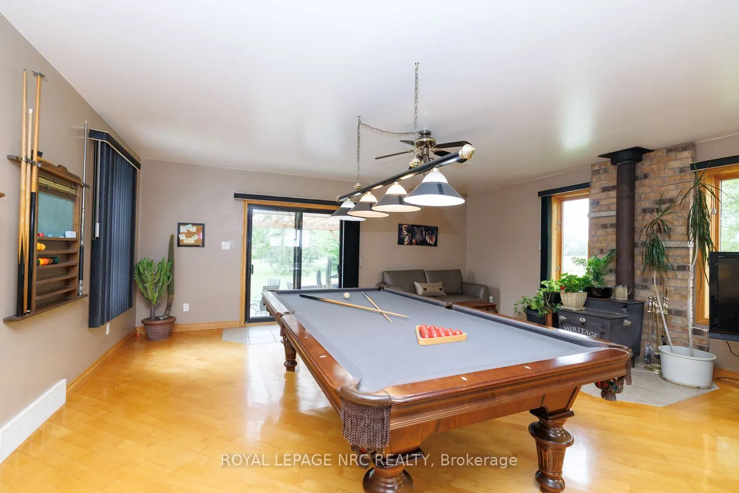 647 Chippawa Road