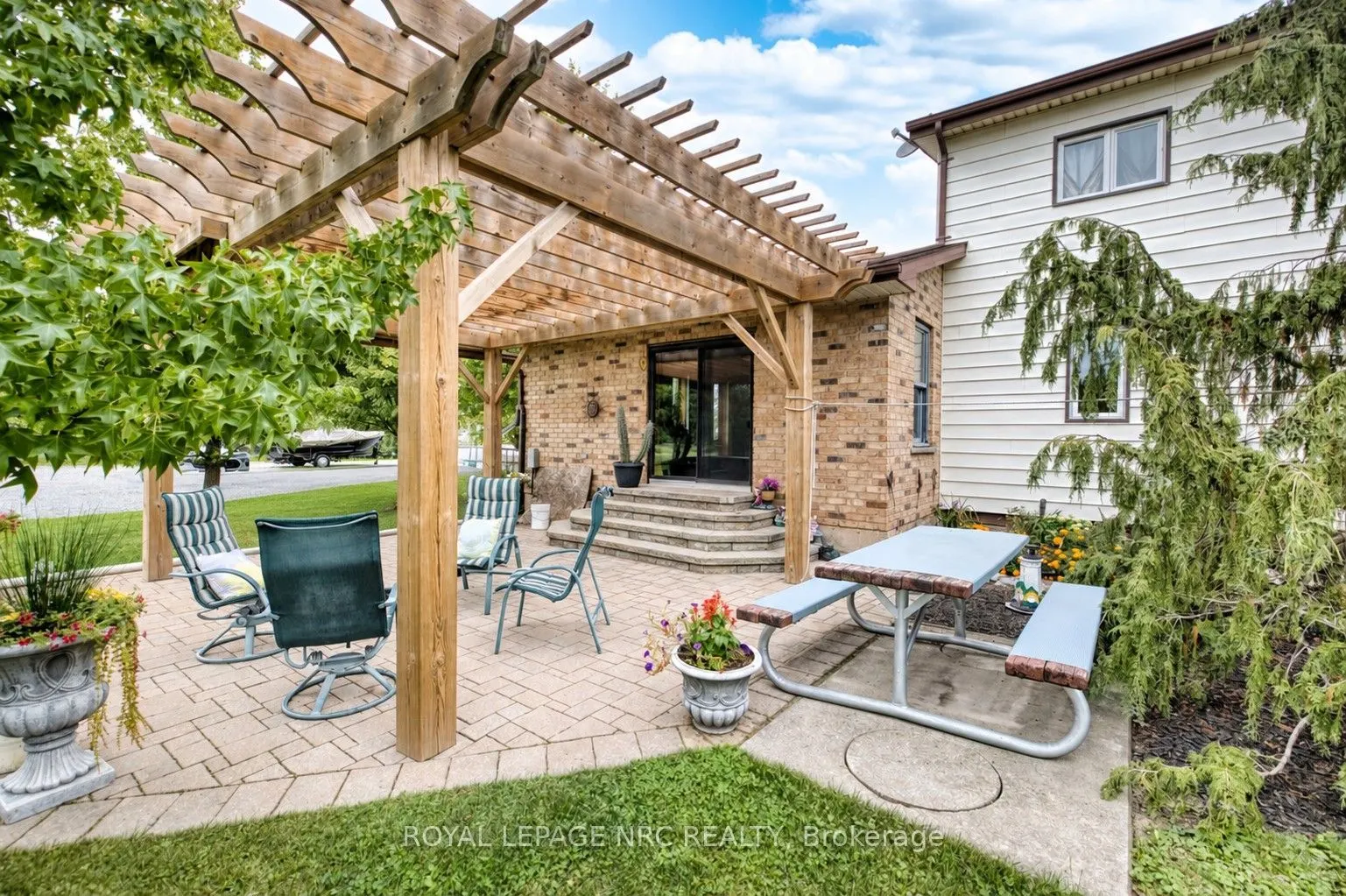 647 Chippawa Road