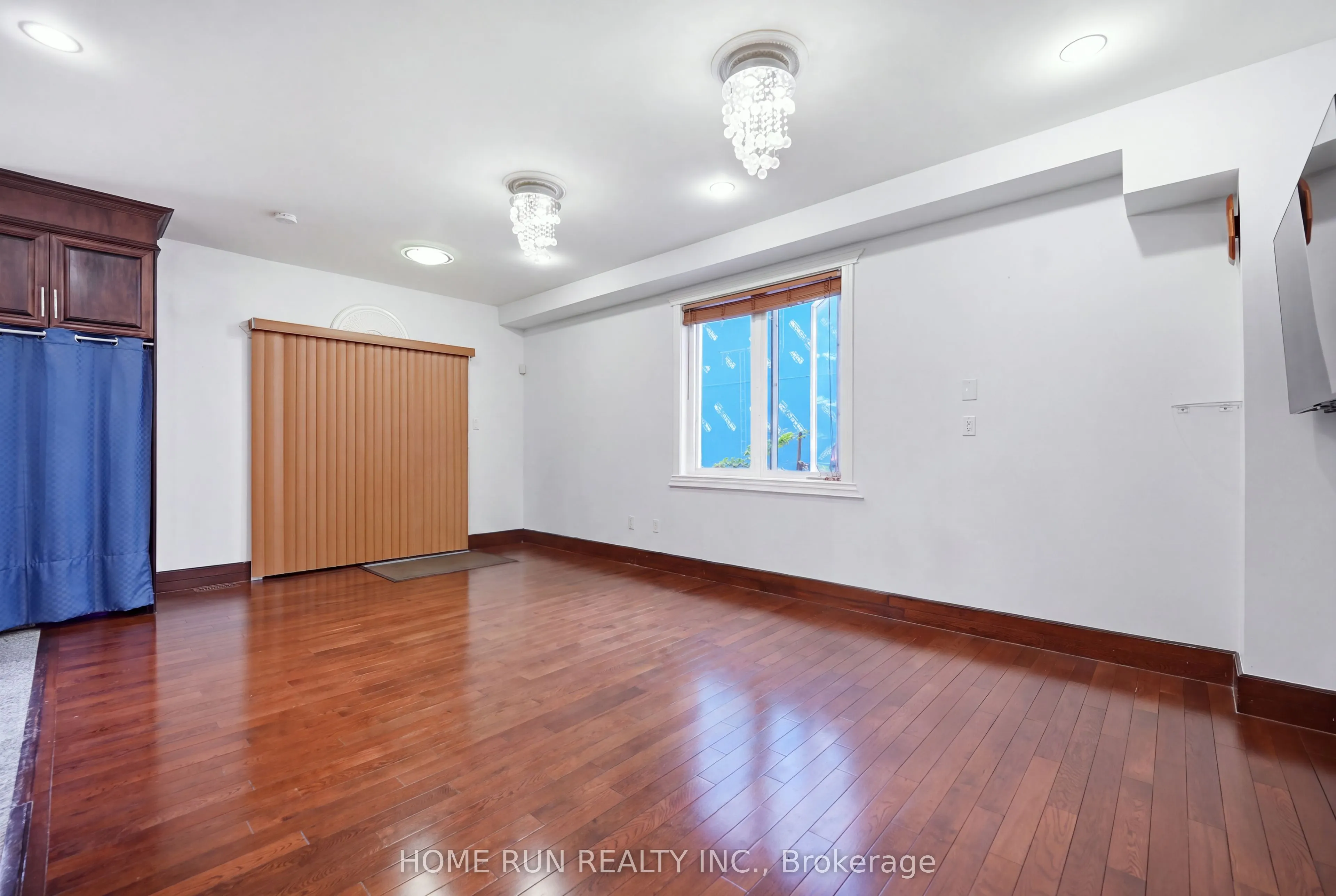 57 Willow Street